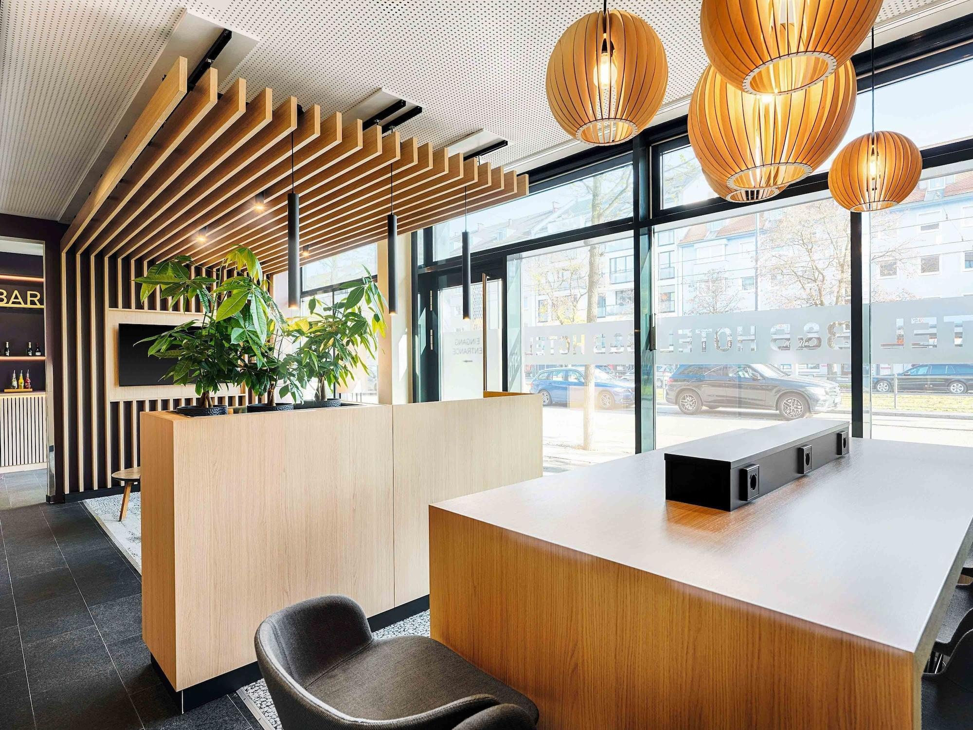 Vista Lobby B&B Hotel München-Moosach