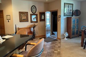 Alquiler Vacacional - Lovely 3-bedroom Home in downtown Huron with WiFi and AC.