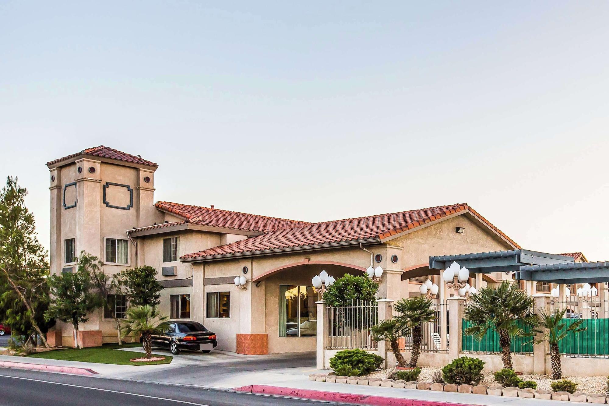 Vista Exterior Quality Inn Near China Lake Naval Station