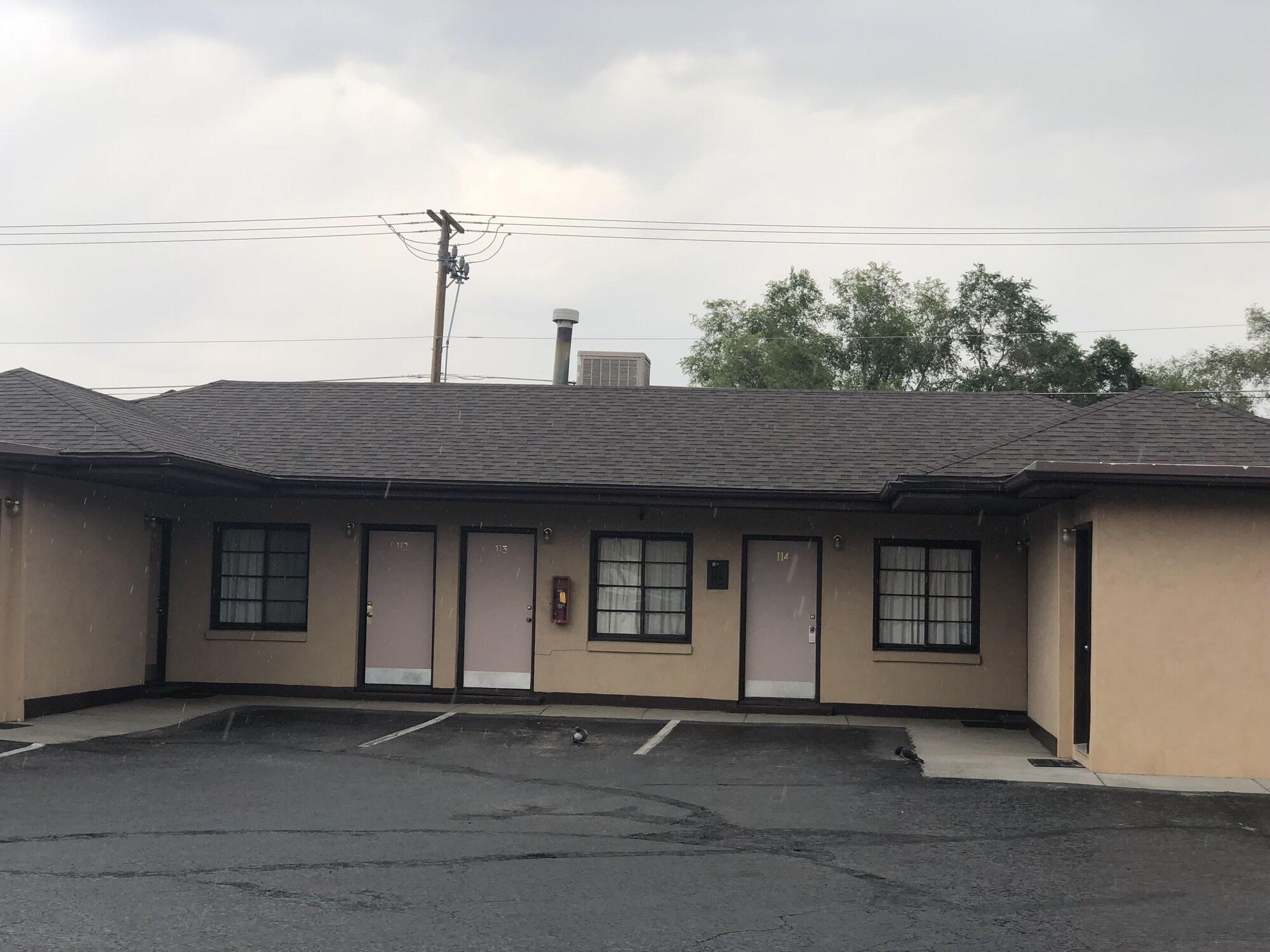 Vista Exterior Cody Motel