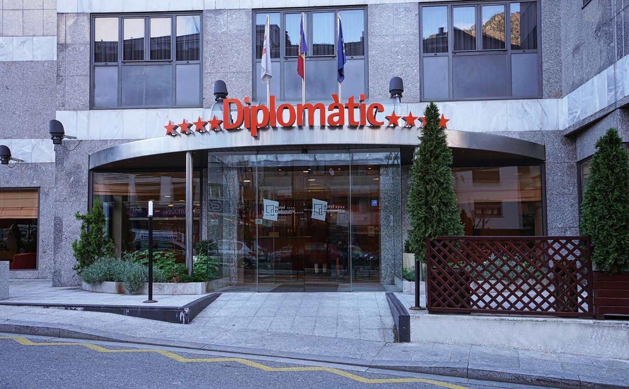 Vista Exterior Hotel Zenit Diplomatic