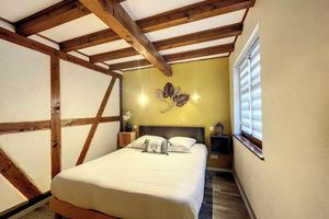 Alquiler Vacacional - Aux-Deux-Tours apartment, picturesque district of Riquewihr