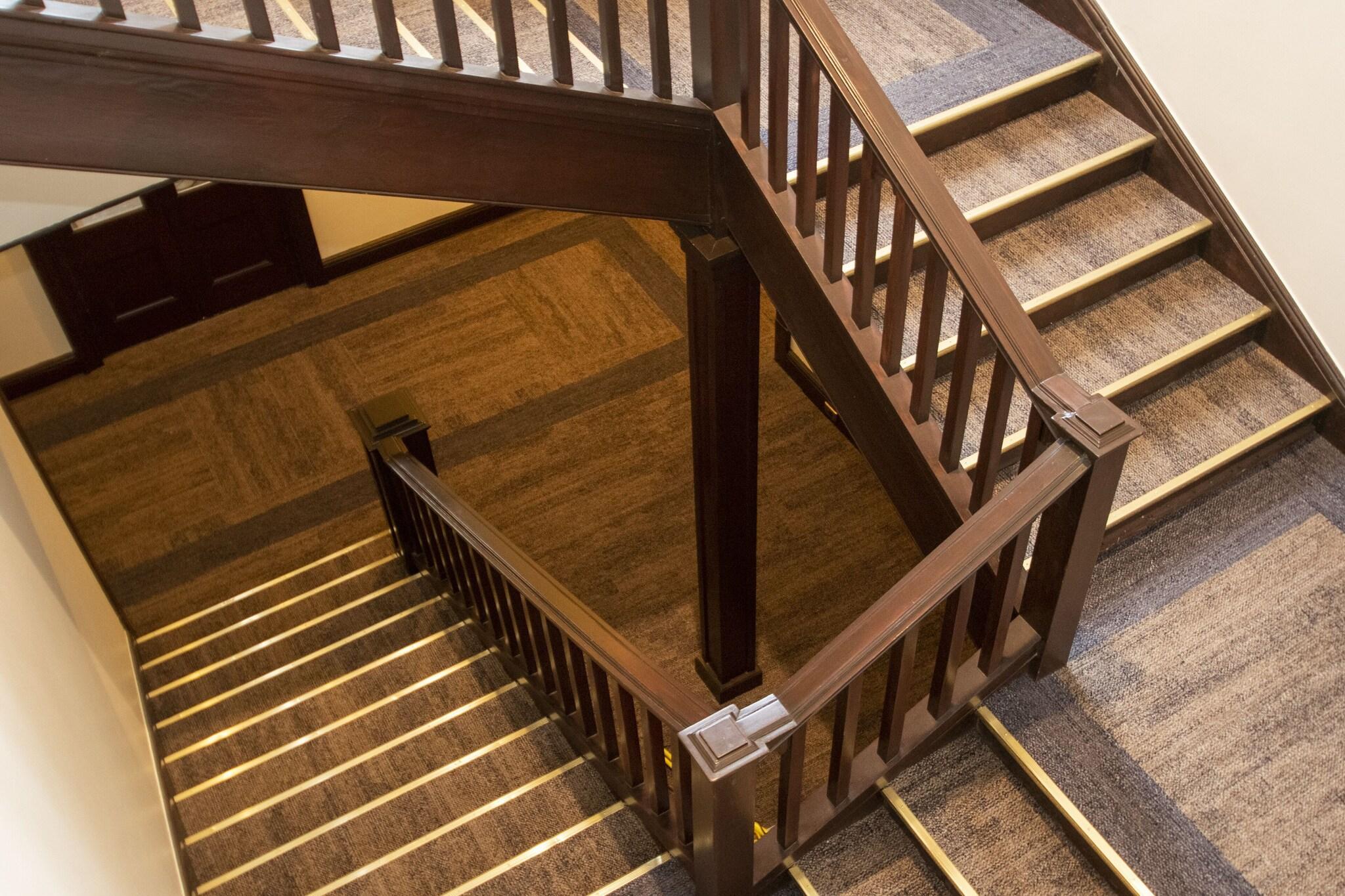 Vista Lobby Historic Hydro Motor Inn