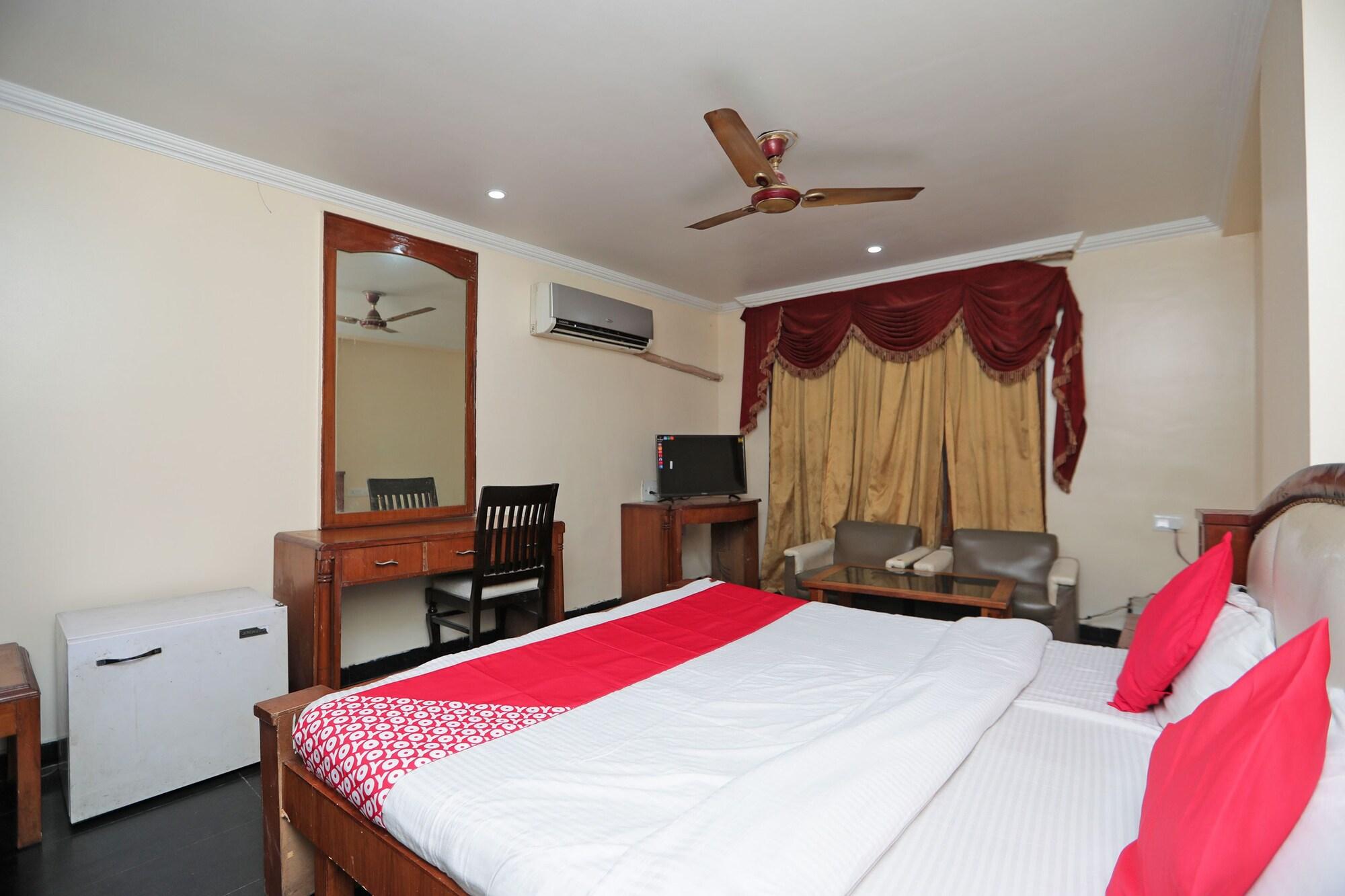 Habitación OYO 29807 Hotel The City Heart