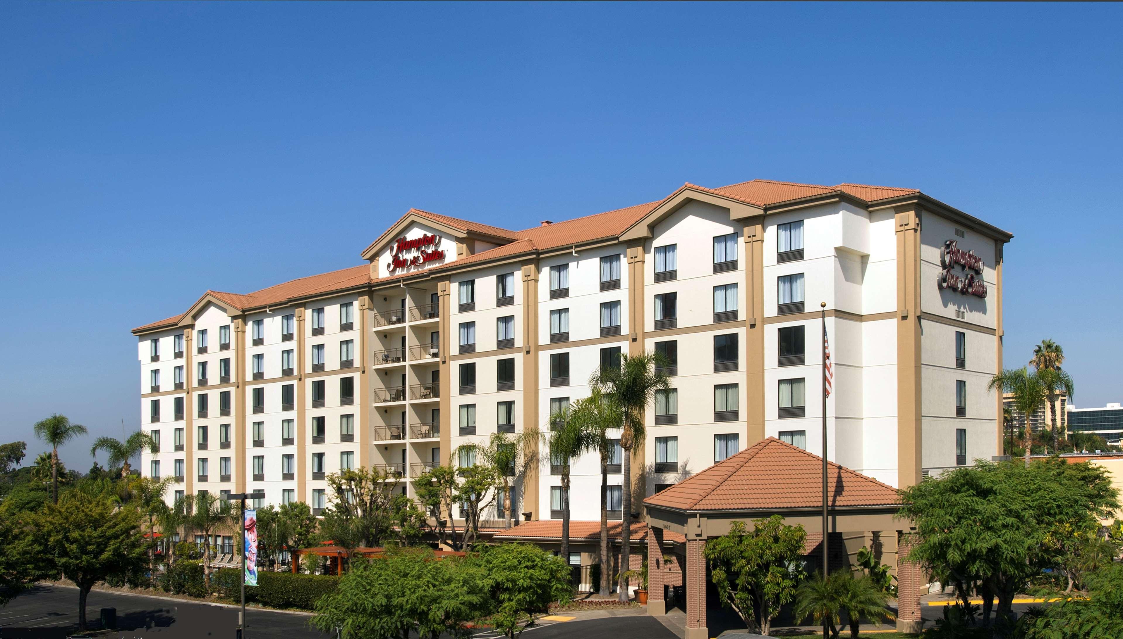 Vista Exterior Hampton Inn & Suites Anaheim Garden Grove