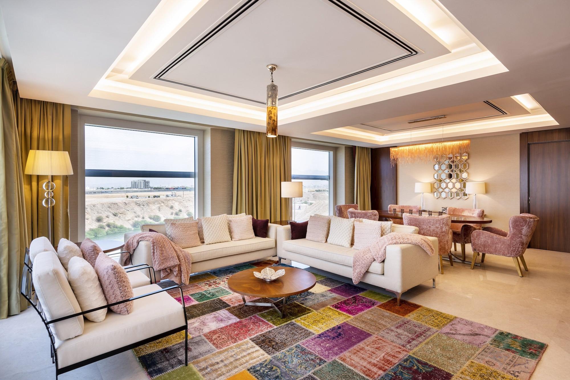 Habitación Crowne Plaza Muscat OCEC by IHG