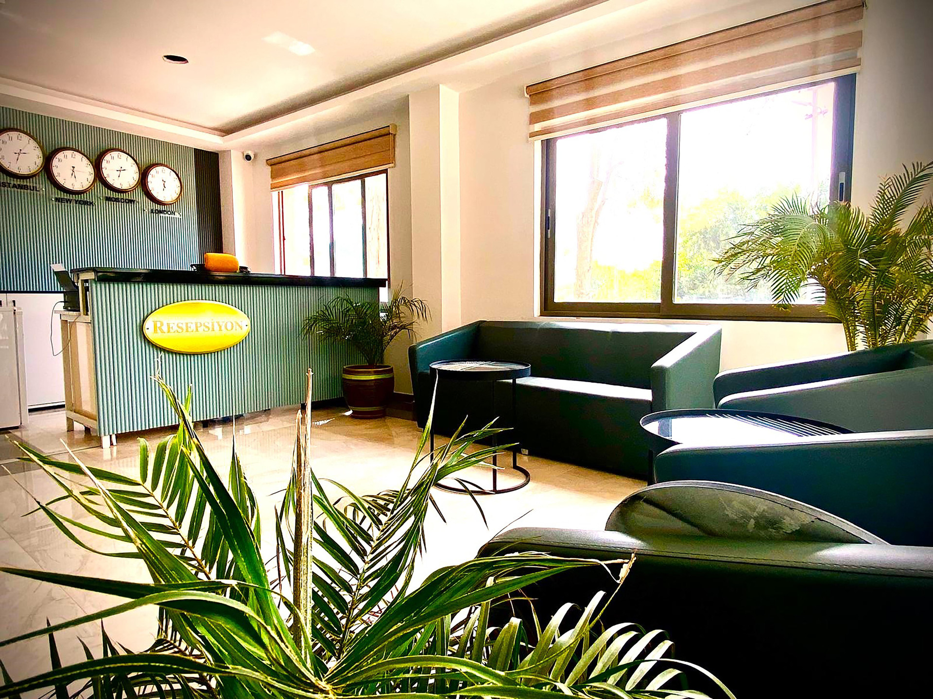 Vista Lobby Polaris Hayat Motel