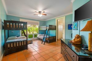 Alquiler Vacacional - Hale Ohana Nui 5 Bedroom Home by RedAwning