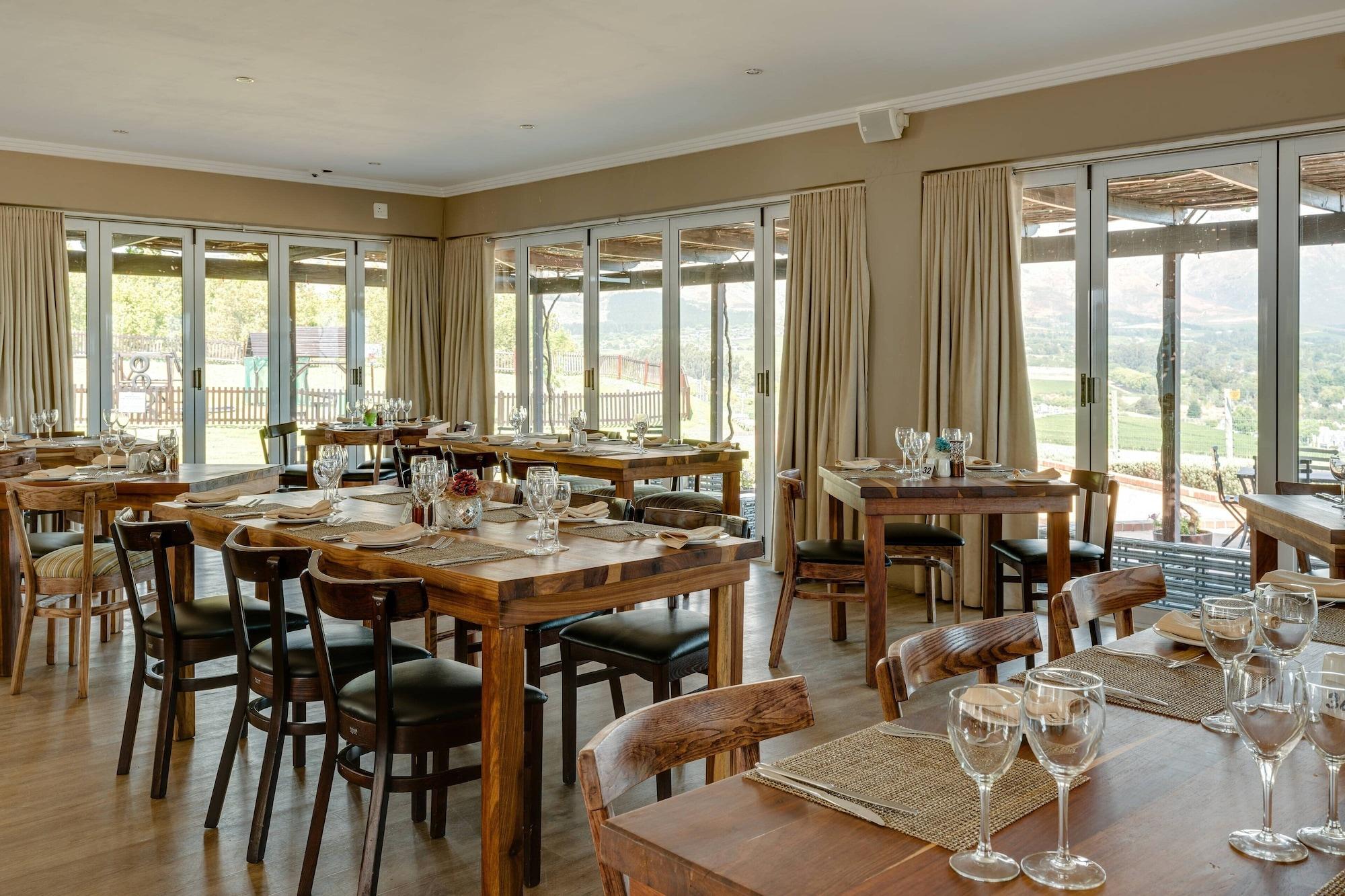 Restaurant Protea Hotel by Marriott Stellenbosch