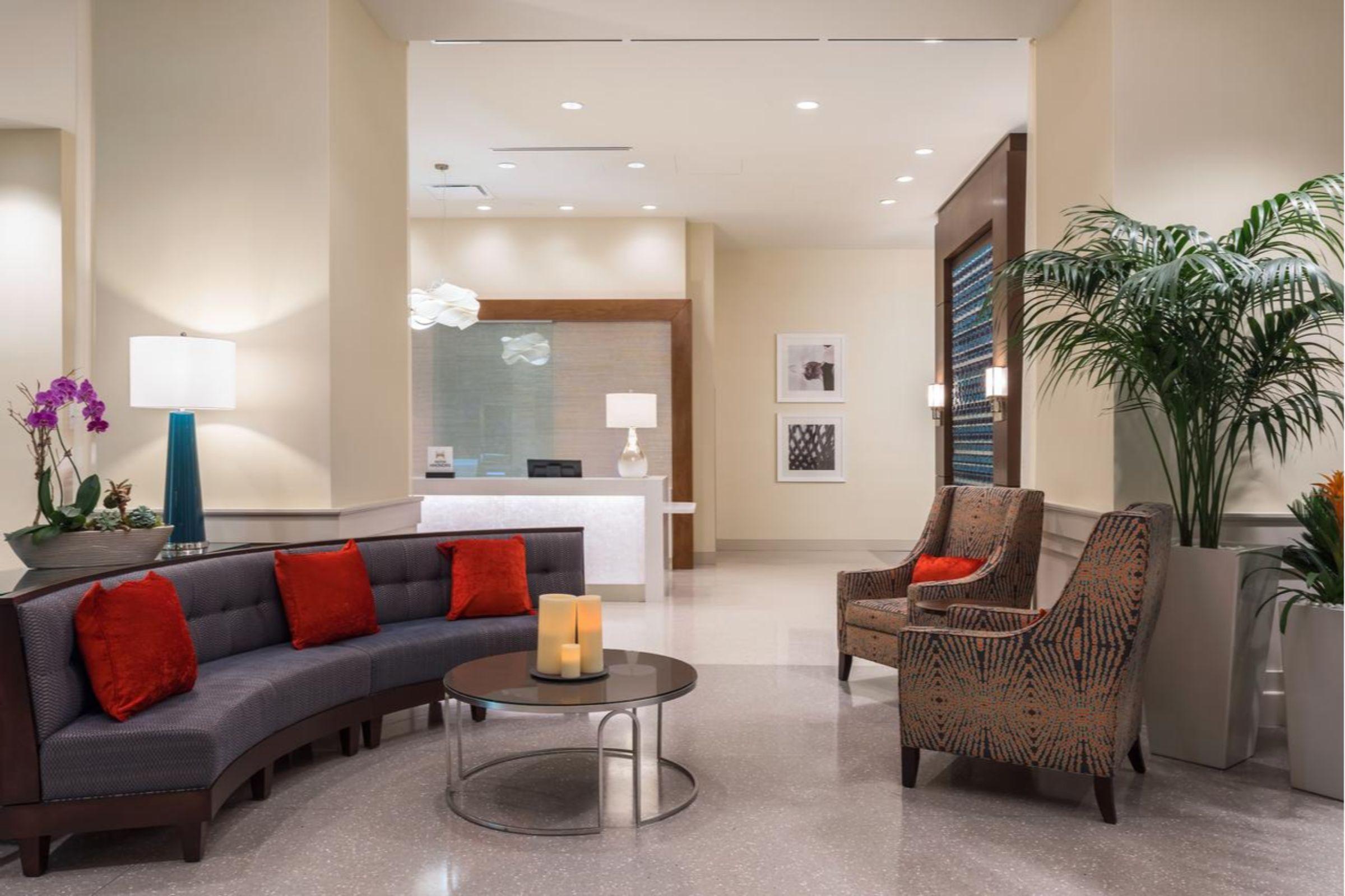 Vista Lobby Hilton Garden Inn Miami Dolphin Mall
