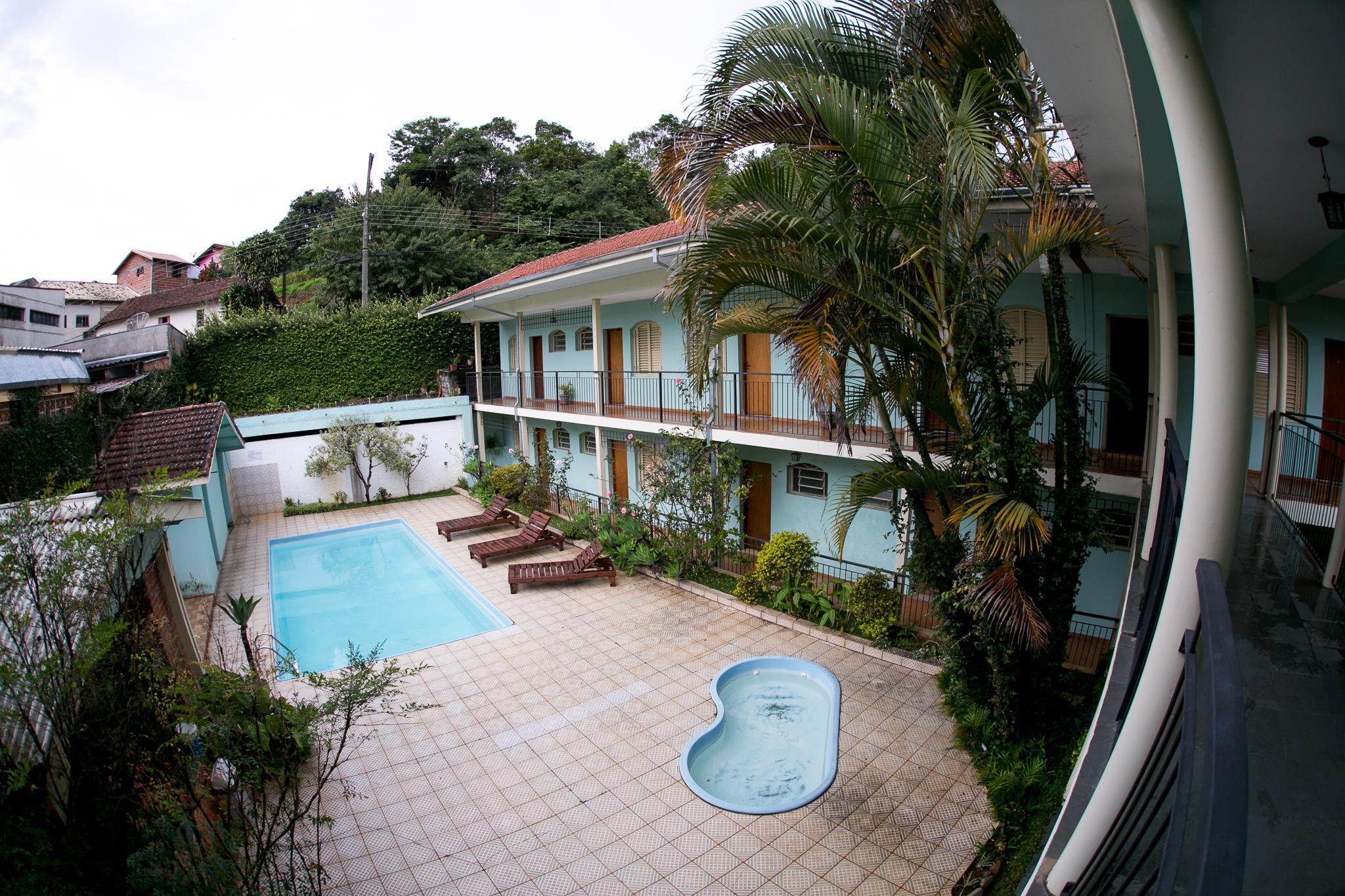 Vista Piscina Pousada do Grilo