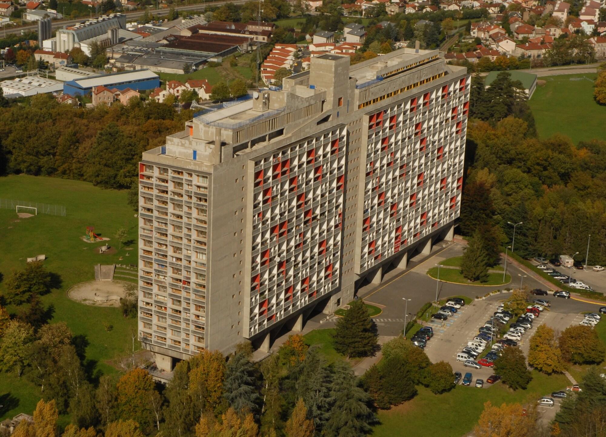 Varios Homestay Le Corbusier 5 ieme Rue