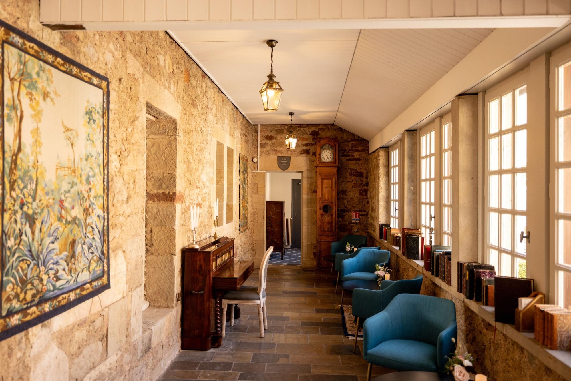 Vista Lobby Château de Fontanges