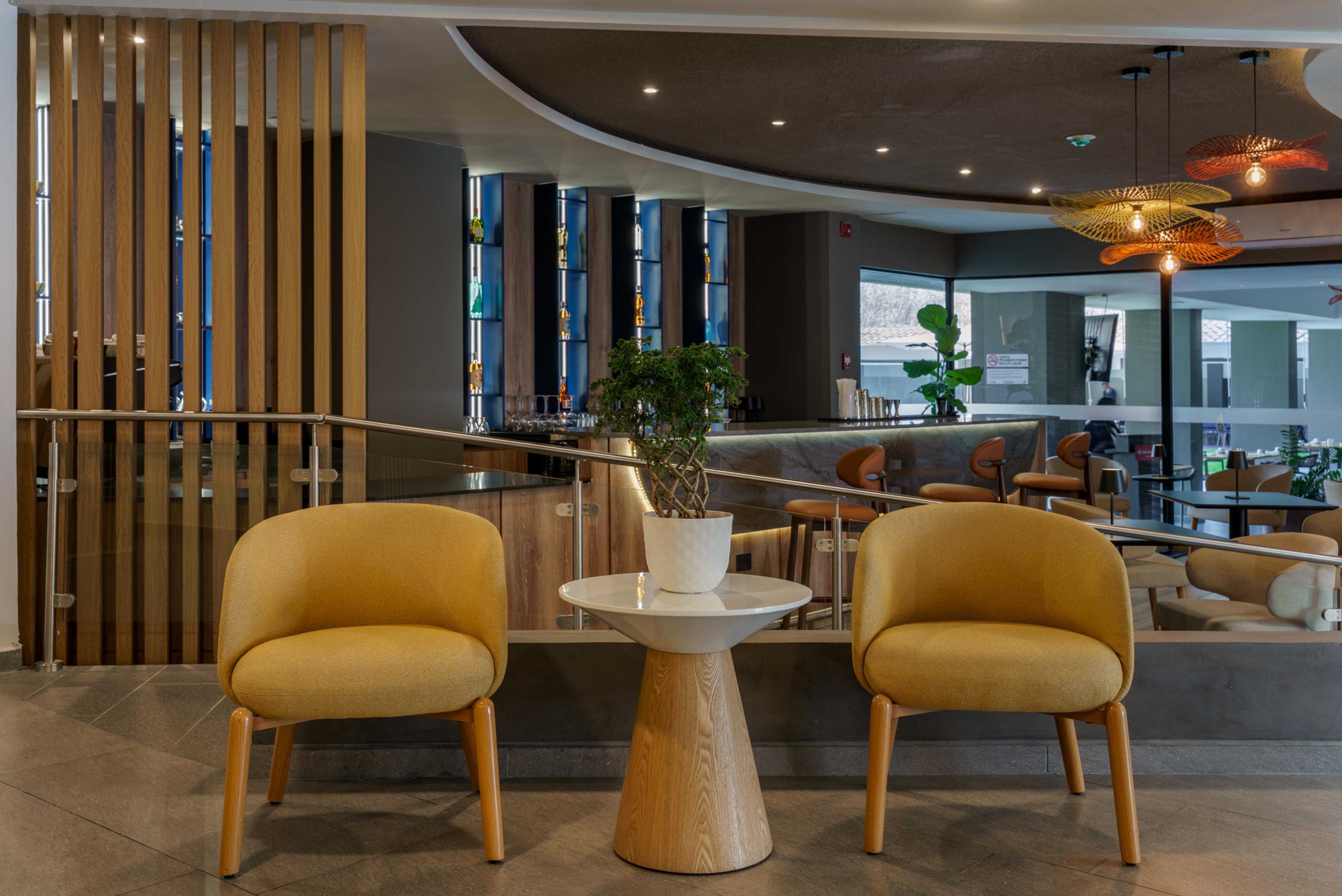 Bar/Salón Best Western Plus Hotel Terraza