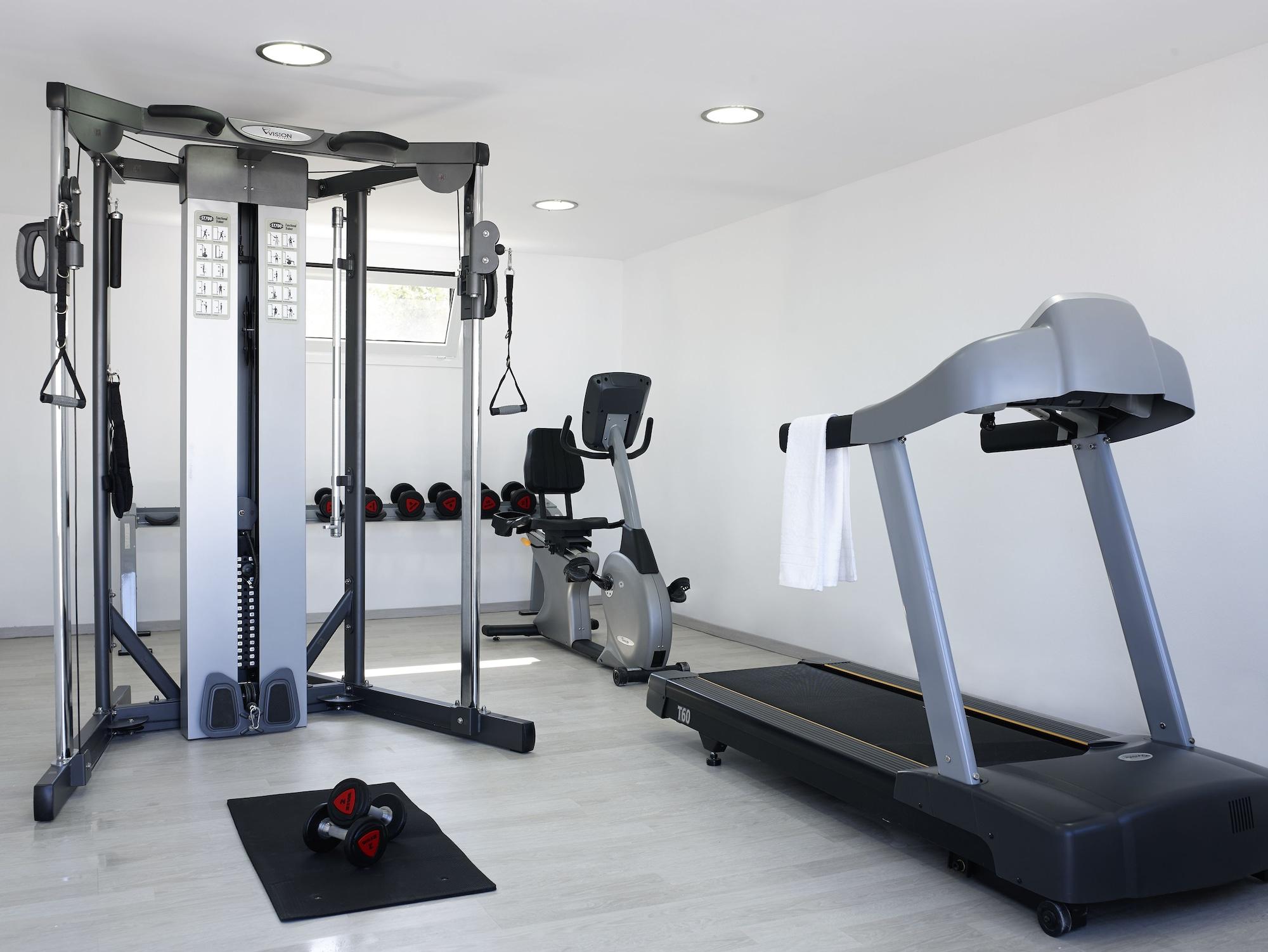 Gimnasio Aurora Luxury Suites