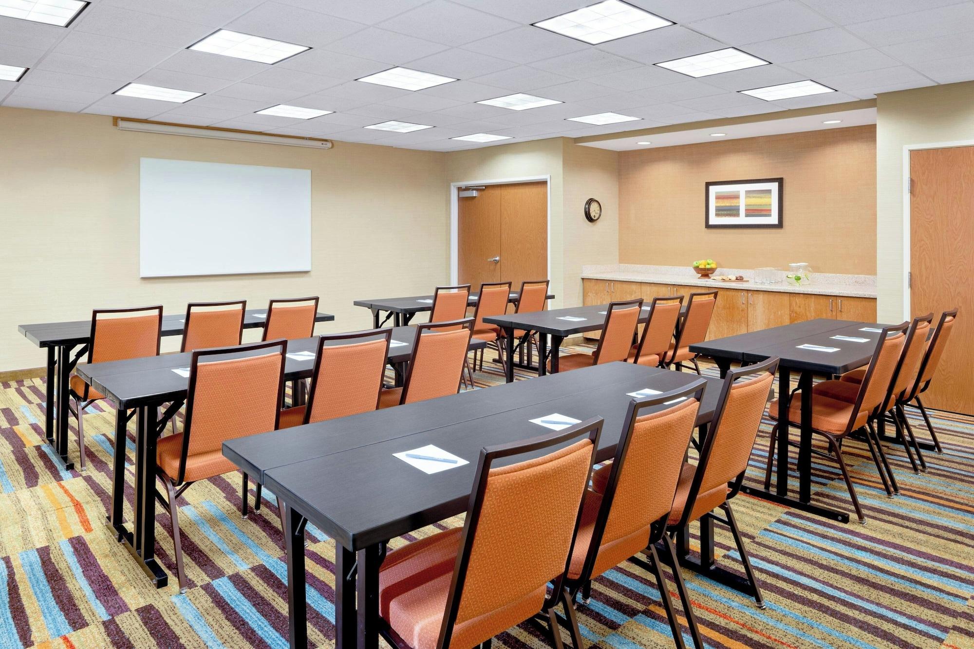 Sala de Reuniones Fairfield Inn & Suites Marianna