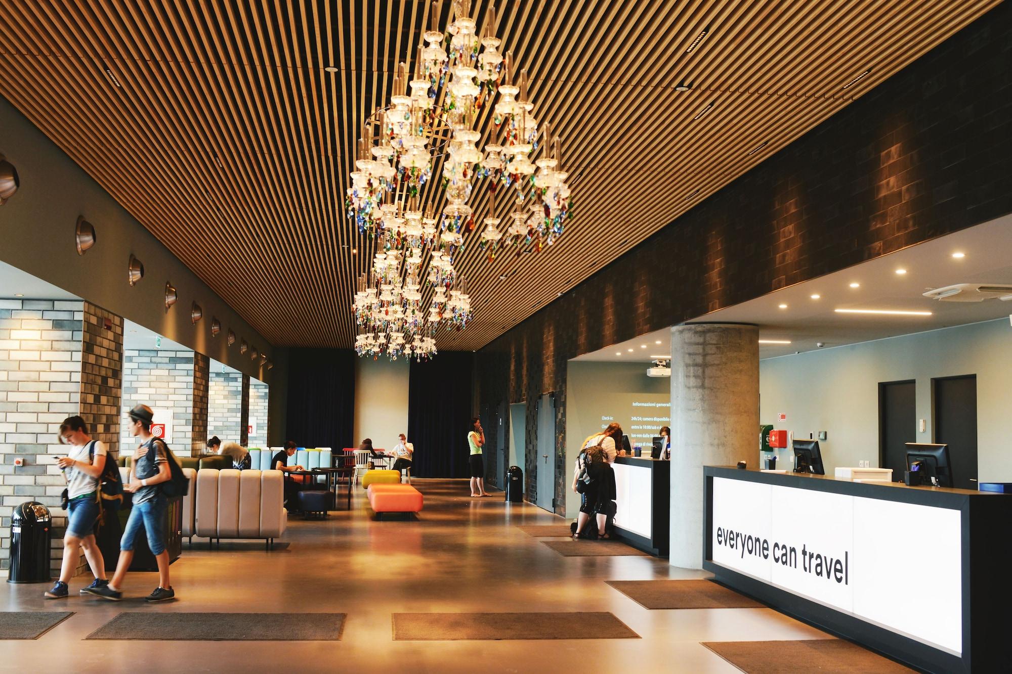 Vista Lobby a&o Hostel Venezia Mestre