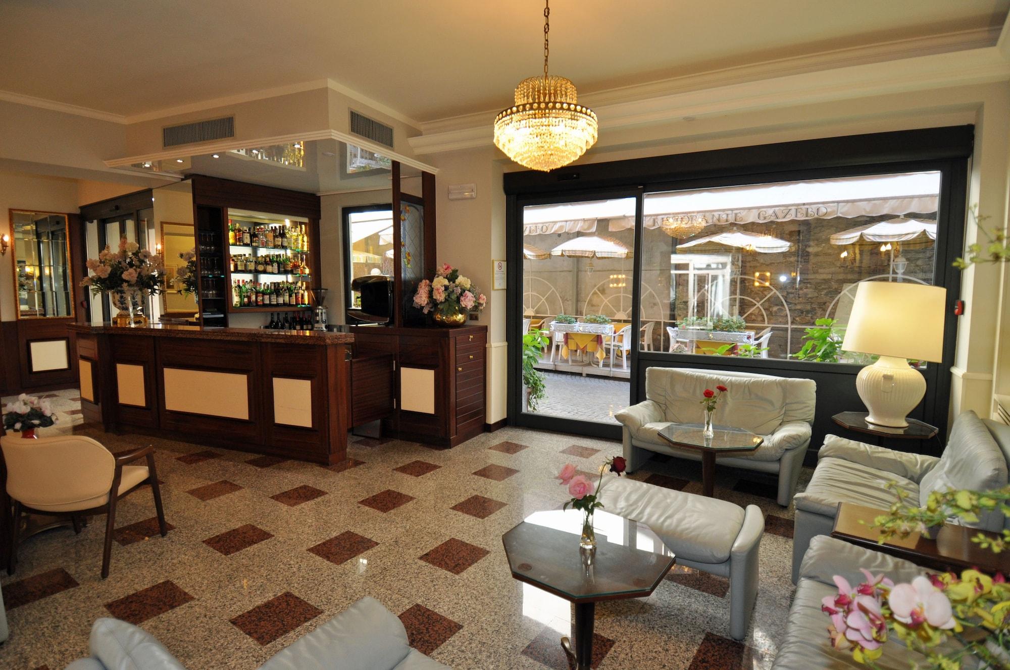 Bar/Salón Hotel Moderno