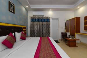 Alojamiento - Capital O 64120 Hotel Noida Suites