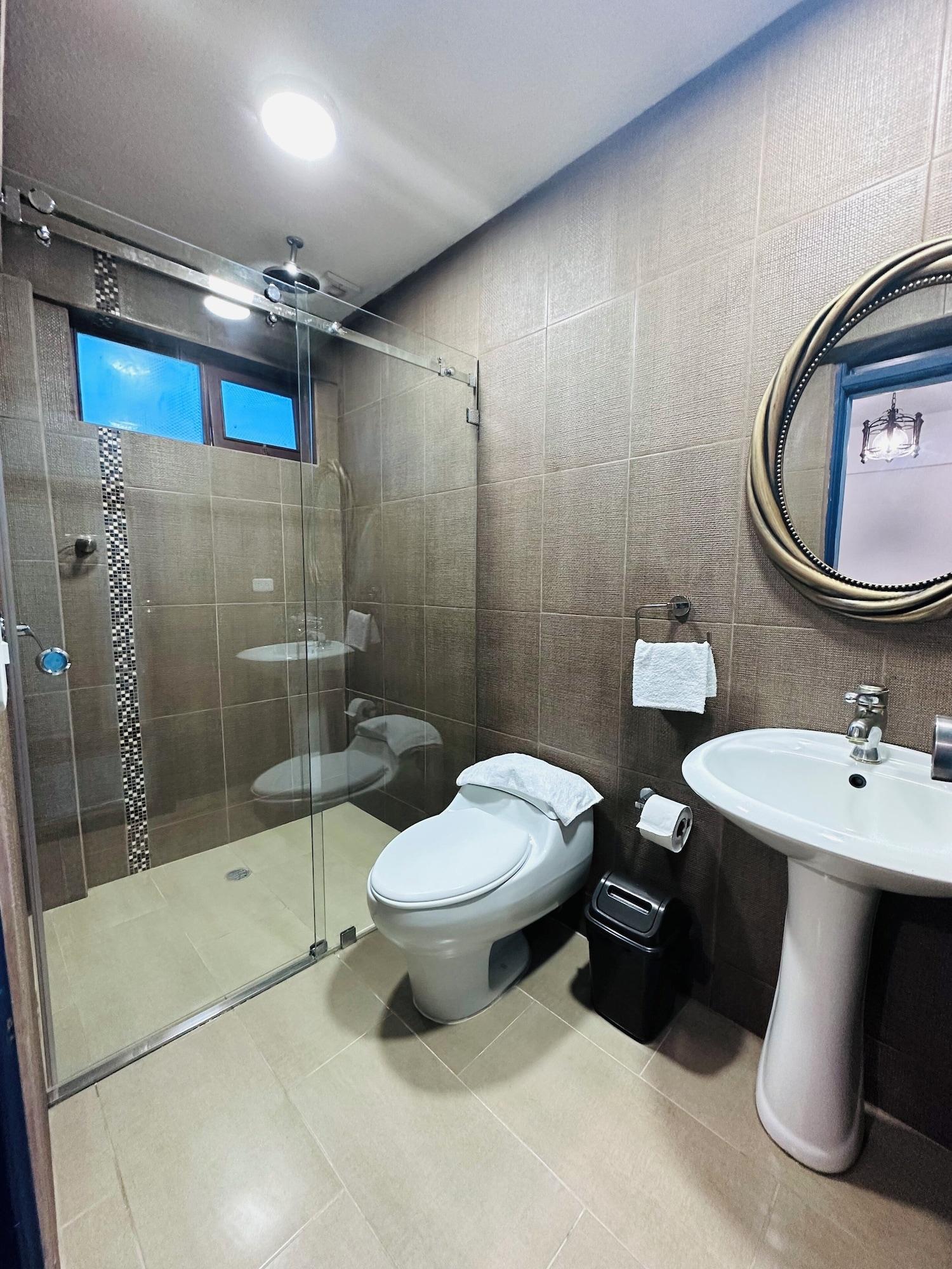Equipamiento de Habitación Hotel Montecarlo Riobamba