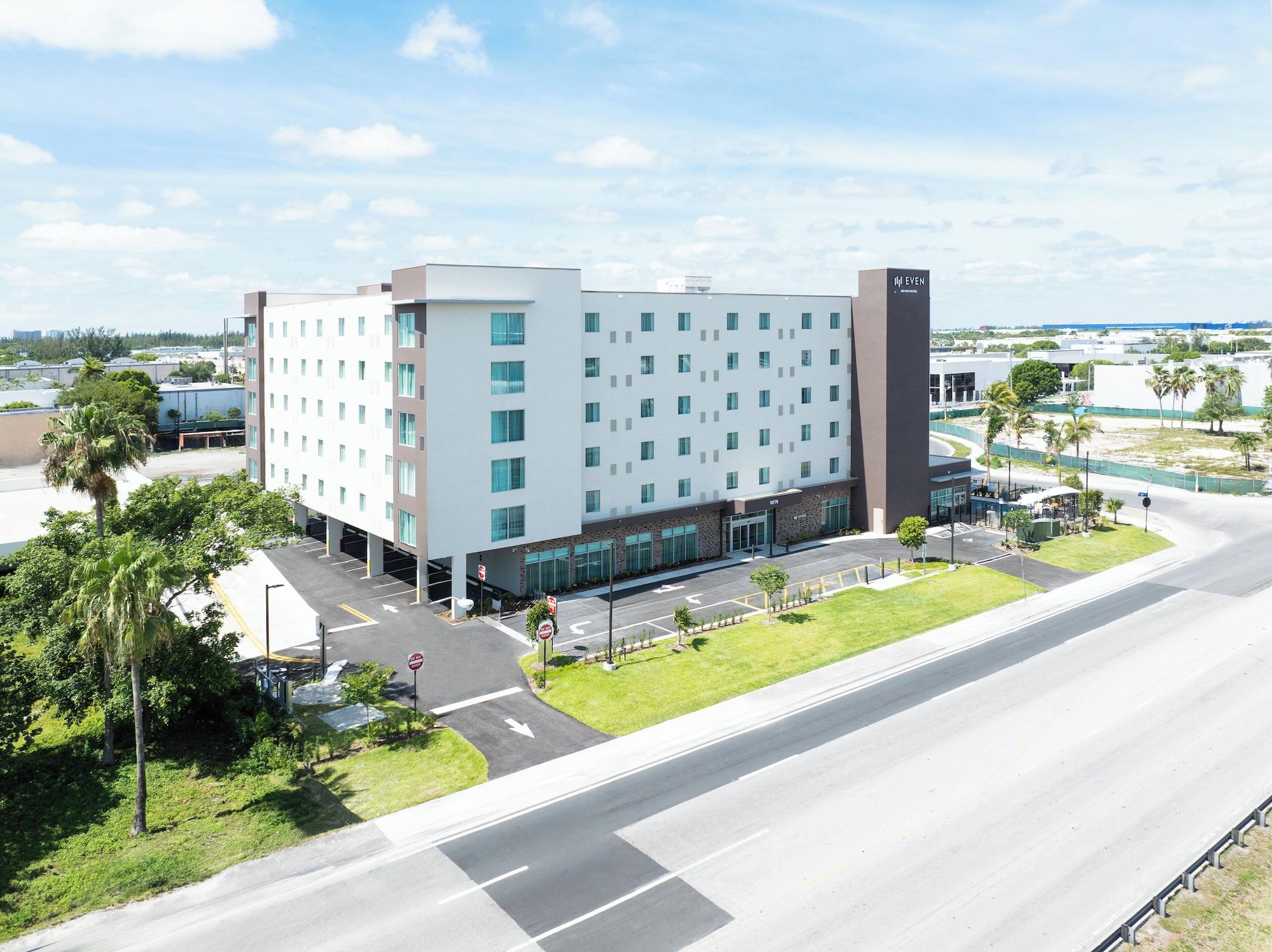 Vista Exterior EVEN Hotel Miami - Doral Area, by IHG