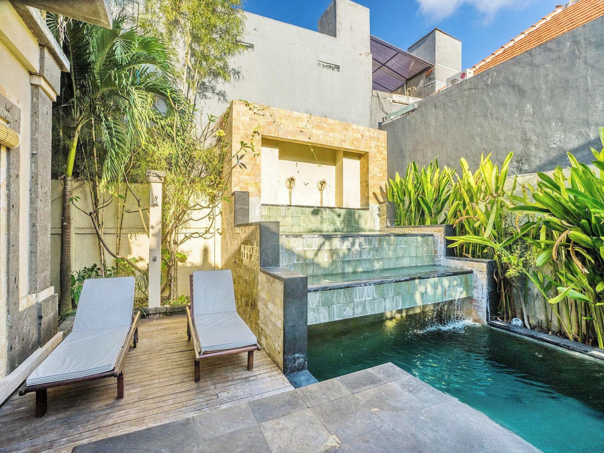 Vista Exterior Villa Diana Bali