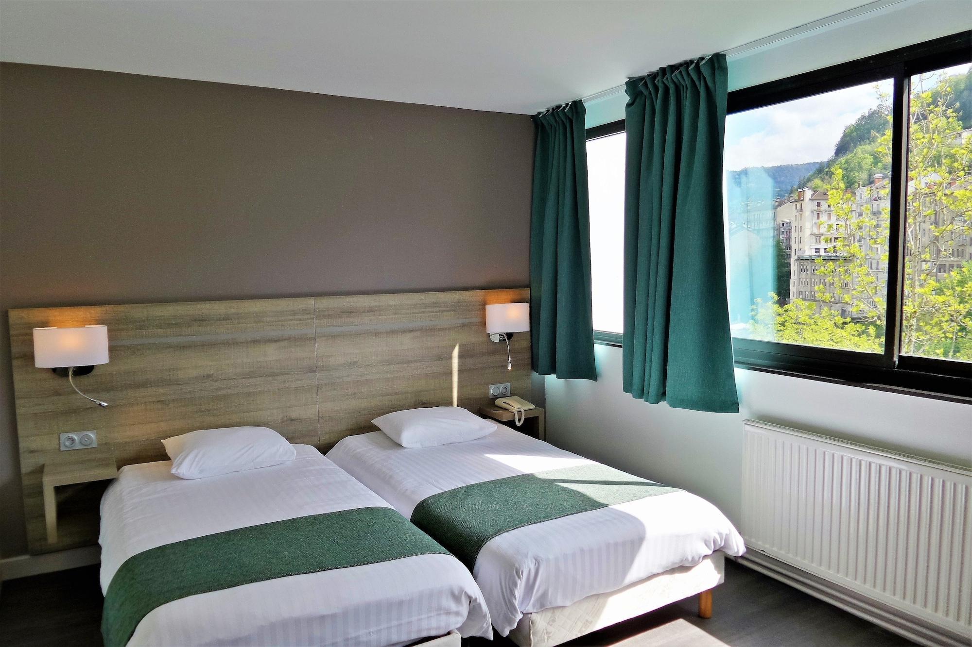 Varios Jura Hotel