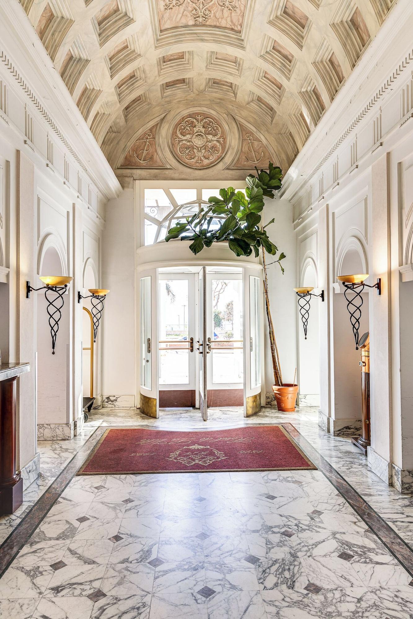 Vista Lobby Hotel de La Ville