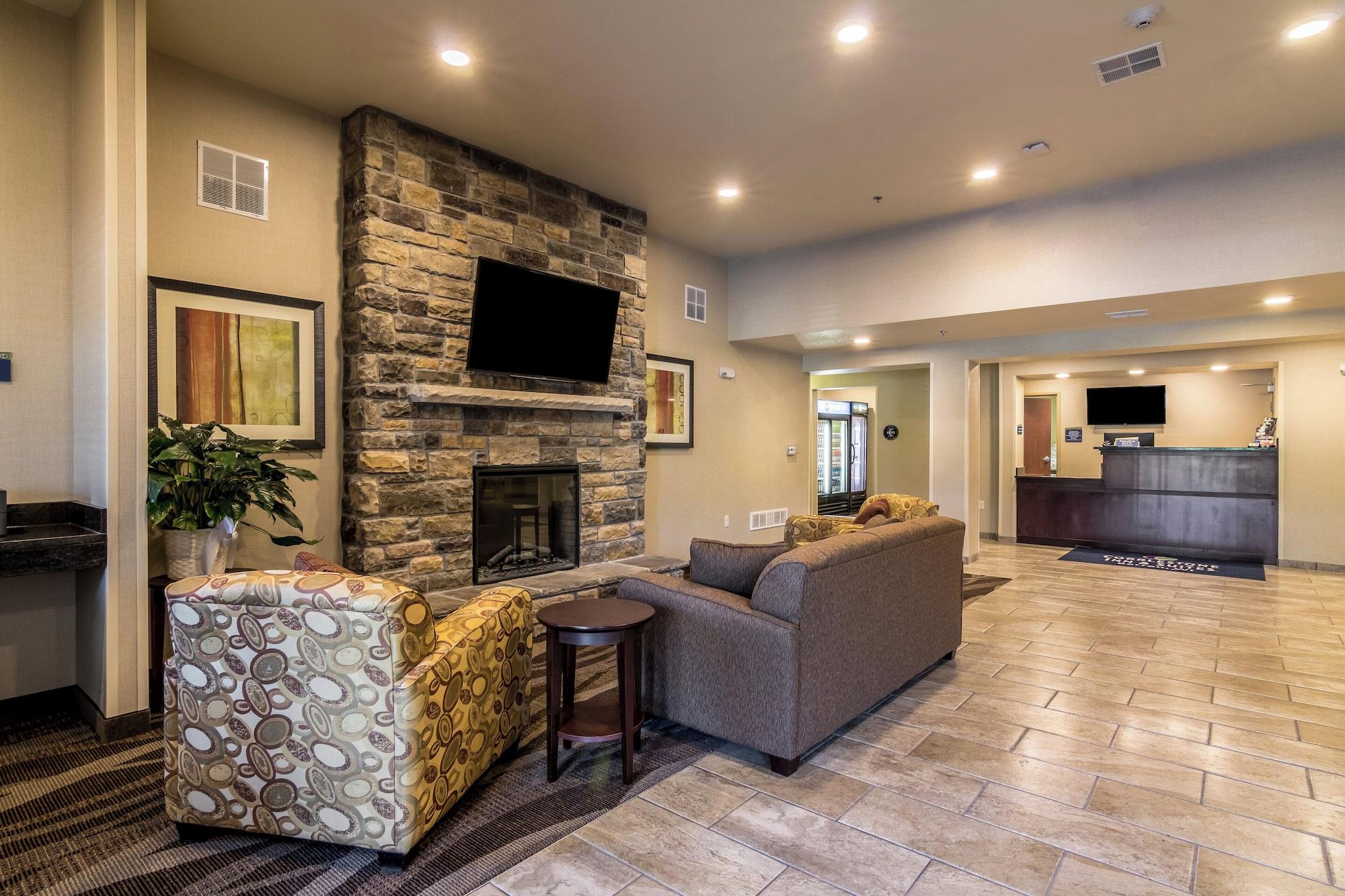 Vista Lobby Cobblestone Inn & Suites - Barron