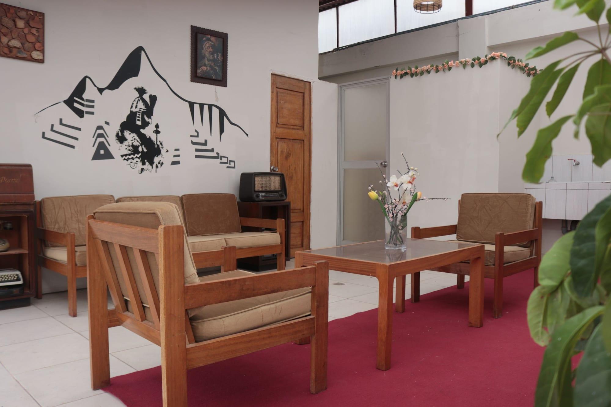 Vista Lobby Lechugal Guest House