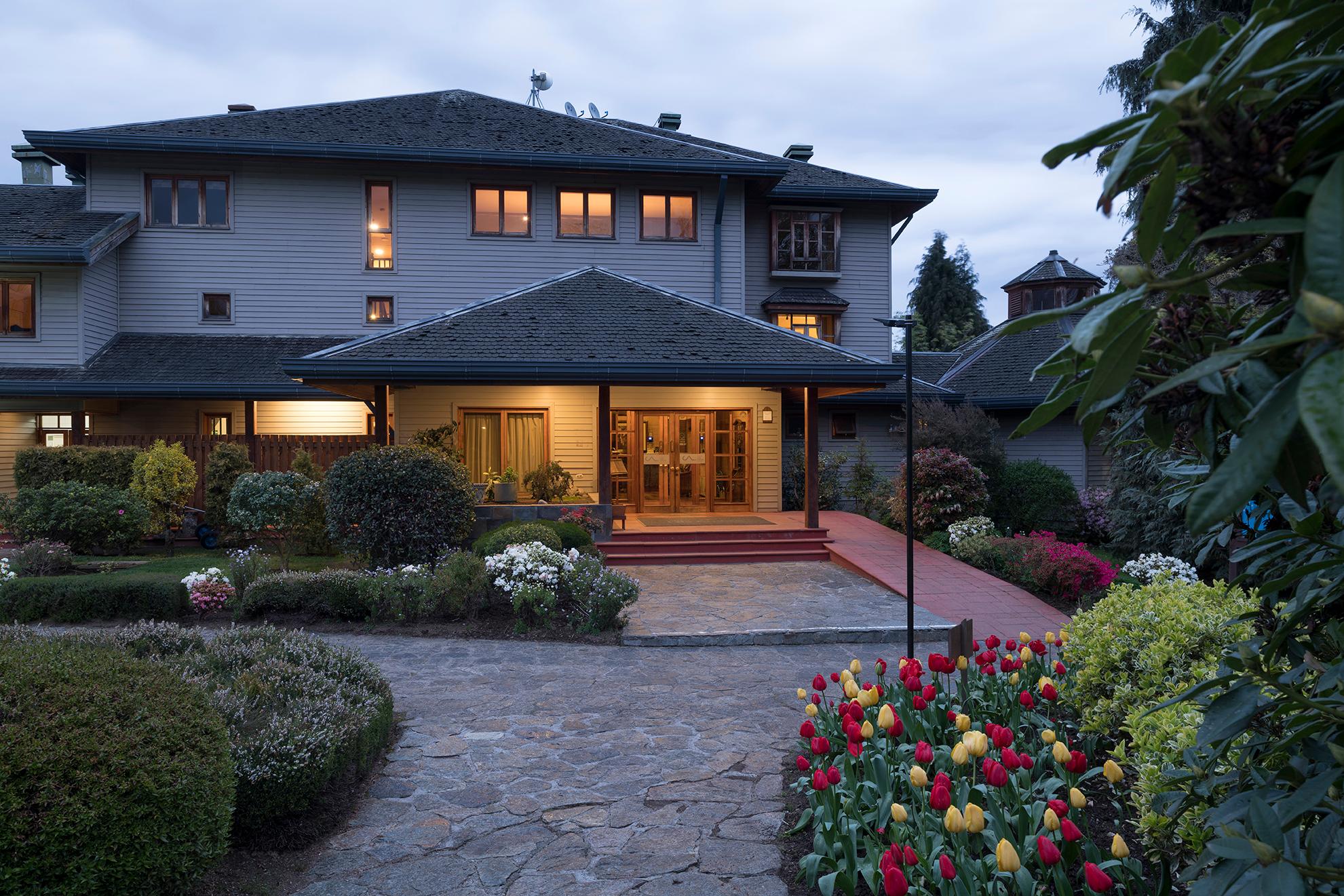 Vista Exterior Hotel y Cabañas Lago Ranco - Caja Los Andes