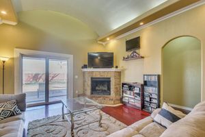 Alquiler Vacacional - 4 Mi to Bricktown Excitement! Group Escape w/ Yard