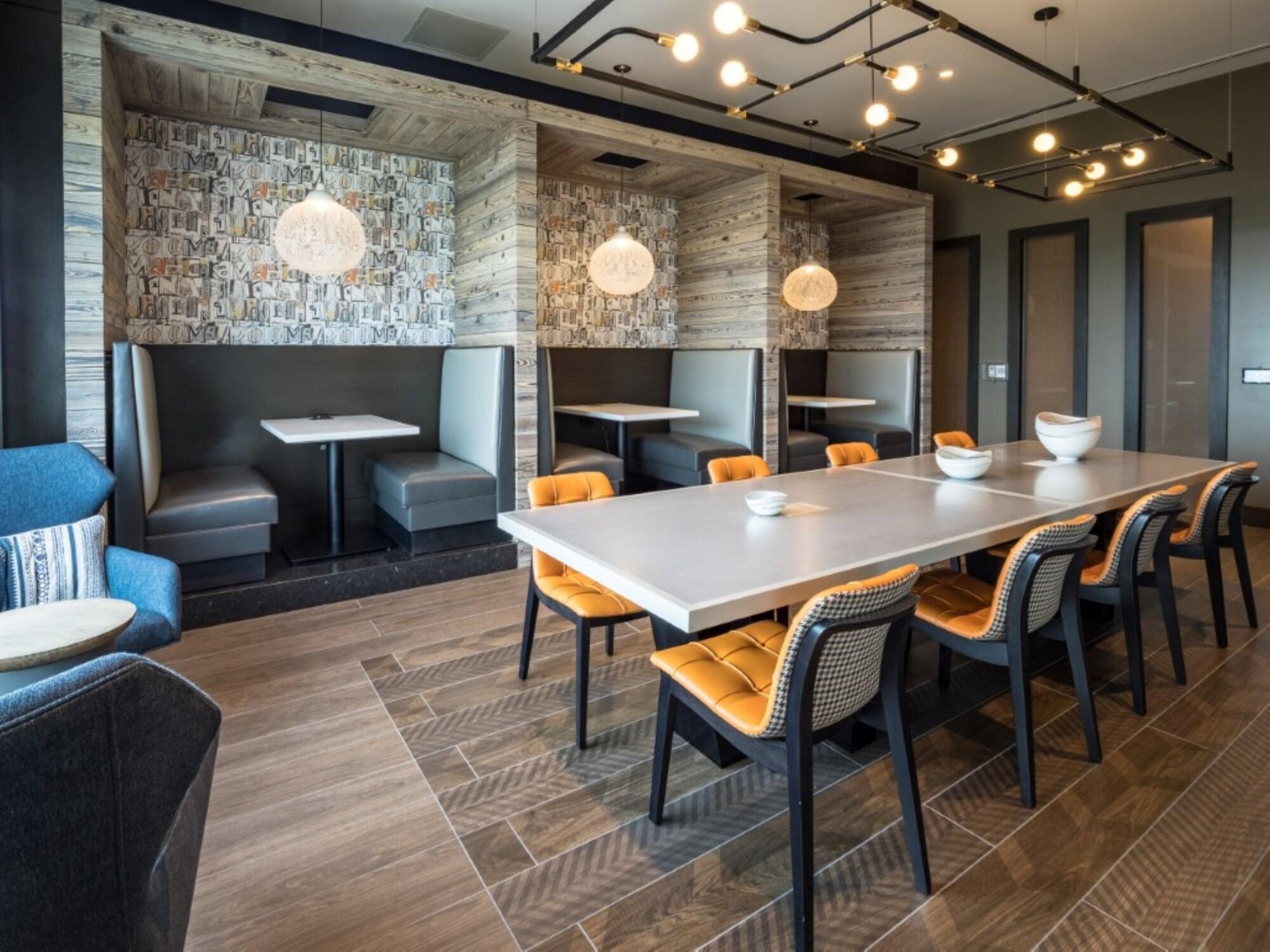 Restaurant Global Luxury Suites Bethesda Chevy Chase