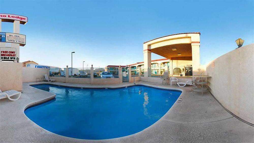 Vista Exterior Travelodge by Wyndham Kingman