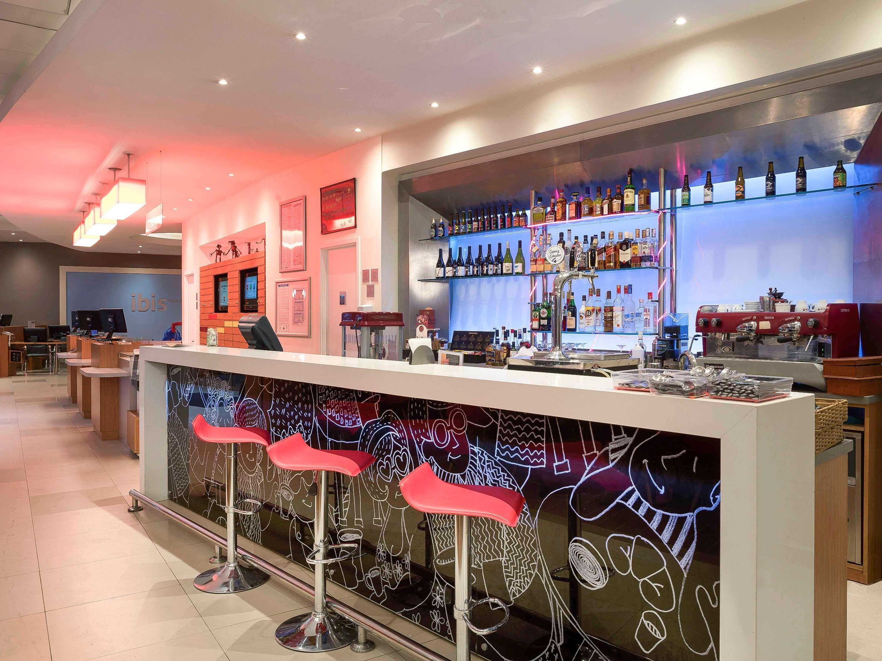 Bar/Salón Ibis Valparaiso