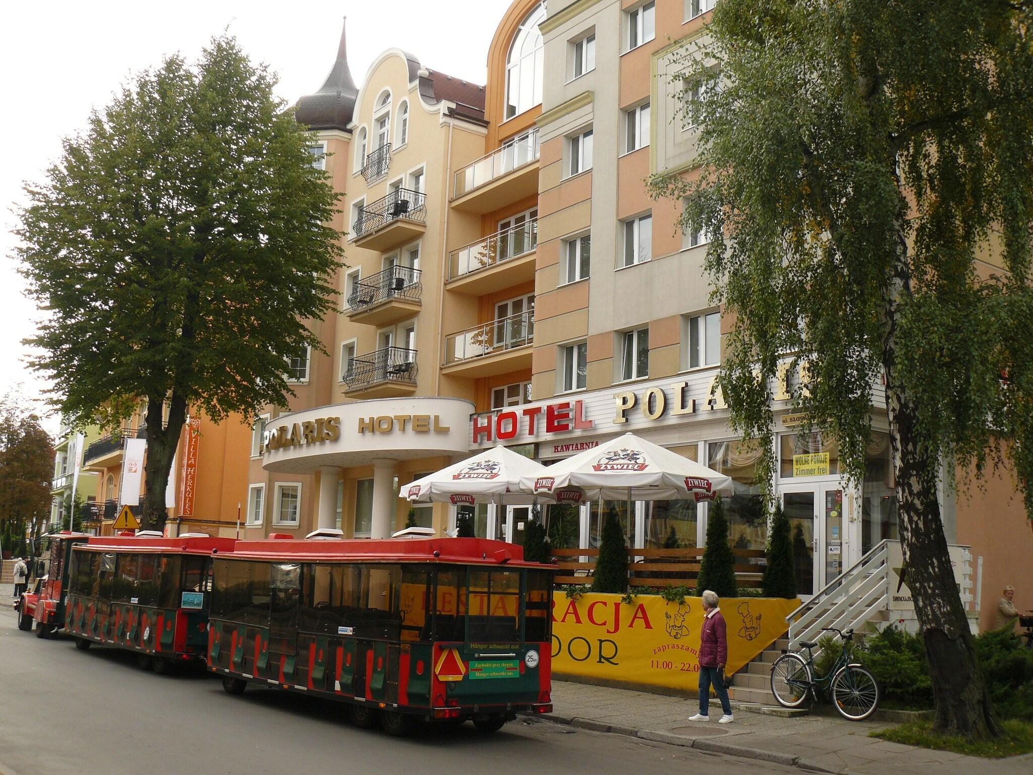 Vista Exterior Hotel Polaris