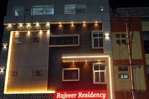 Alojamiento - RAJVEER RESIDENCY