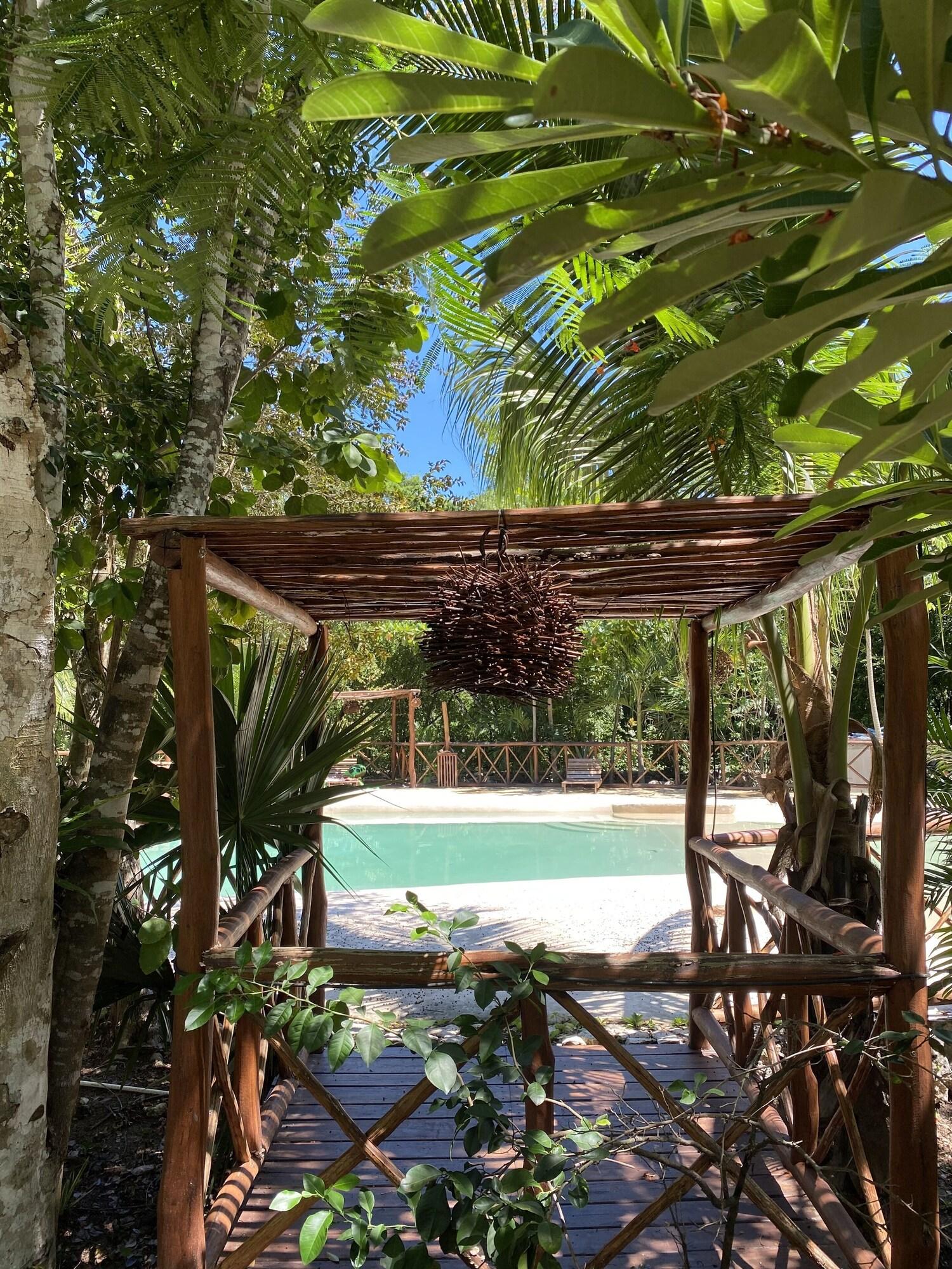 Varios Ka'ax Cenote Resort