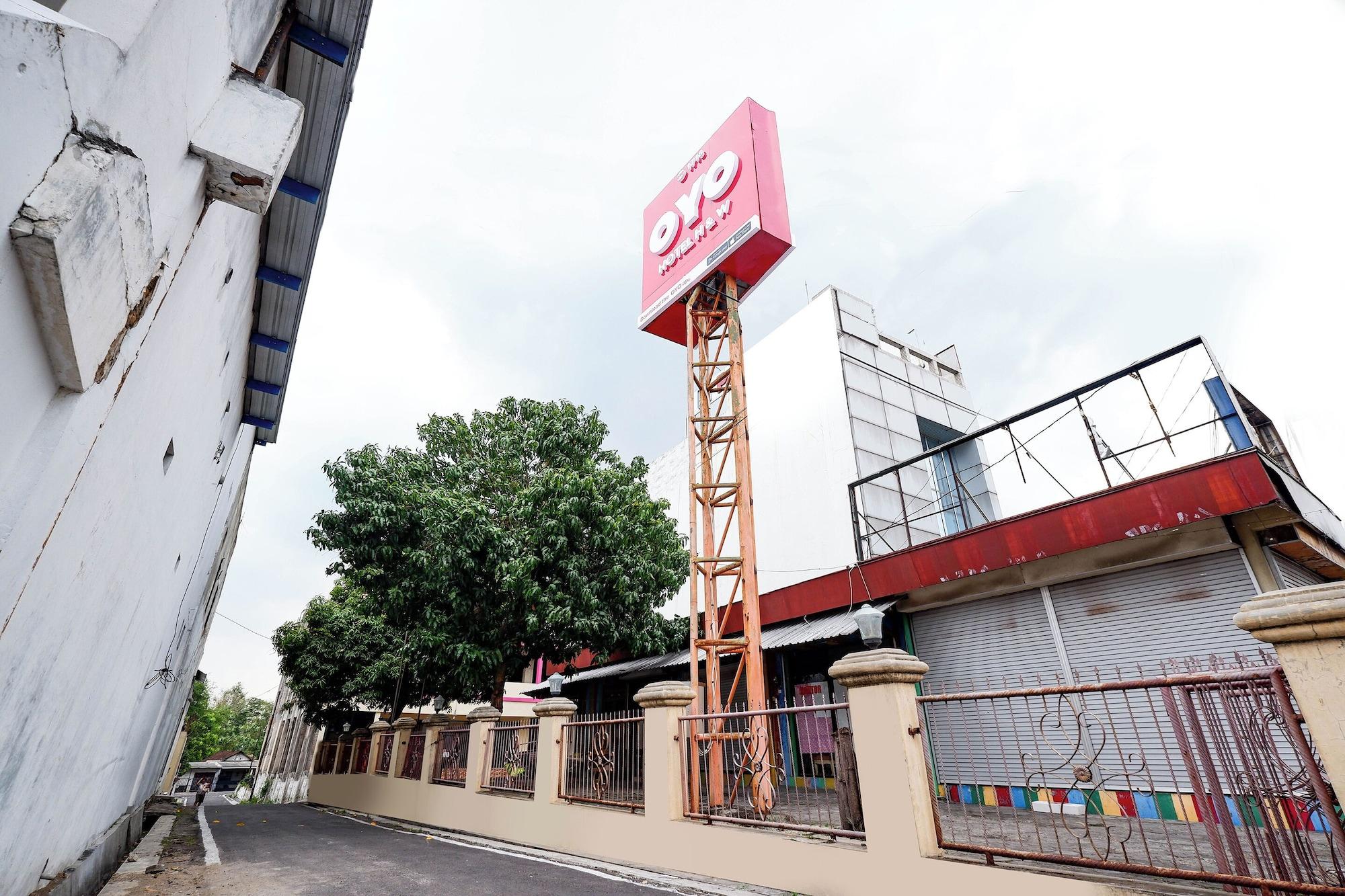 Varios OYO 1706 Hotel H&w Solo