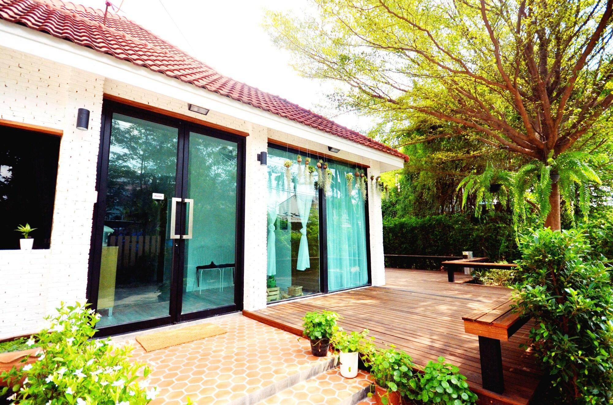 Vista Lobby Early Bird Hostel Ayutthaya