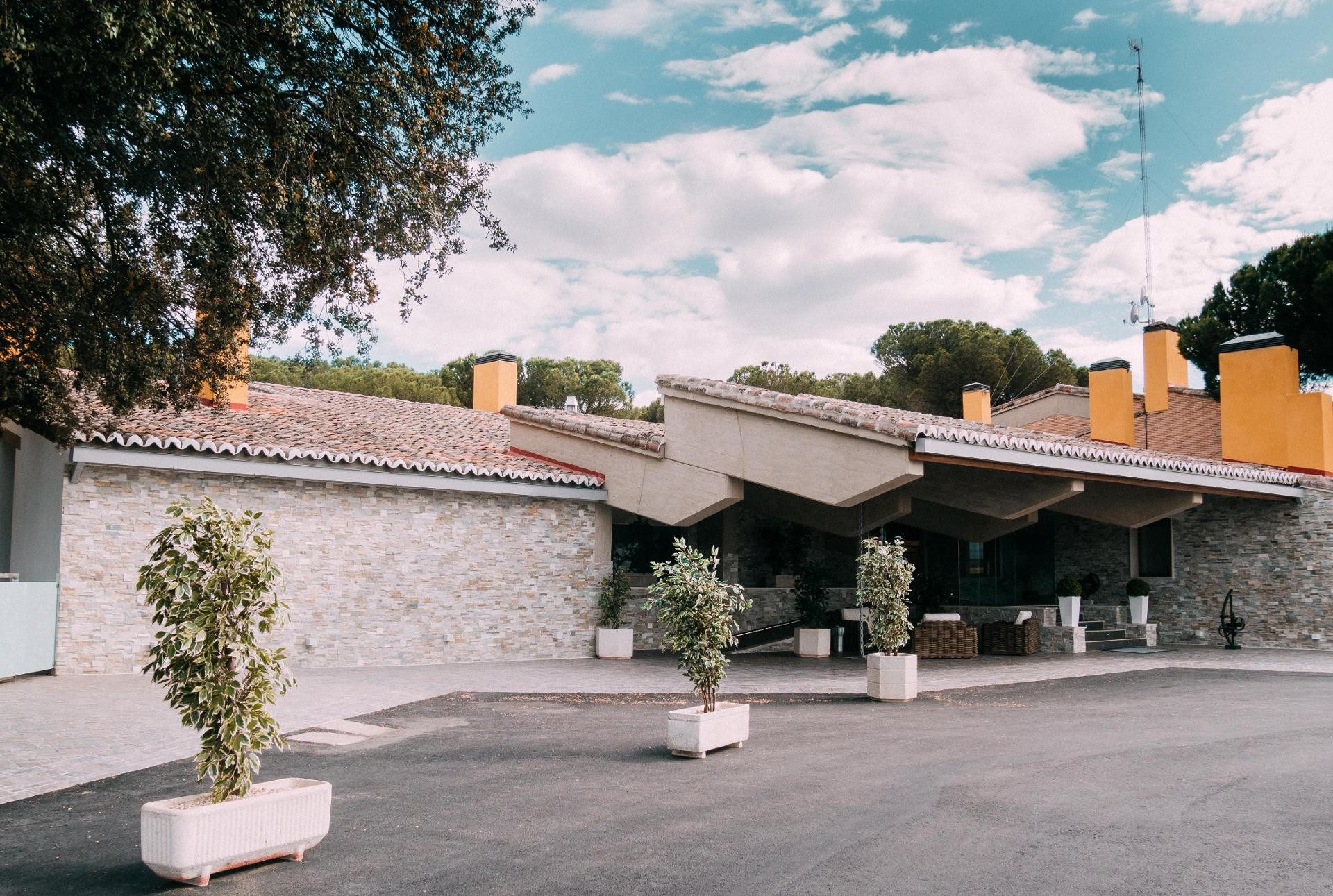 Vista Exterior Hotel Restaurante El Montico