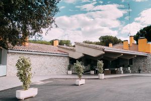 Alojamiento - Hotel Restaurante El Montico