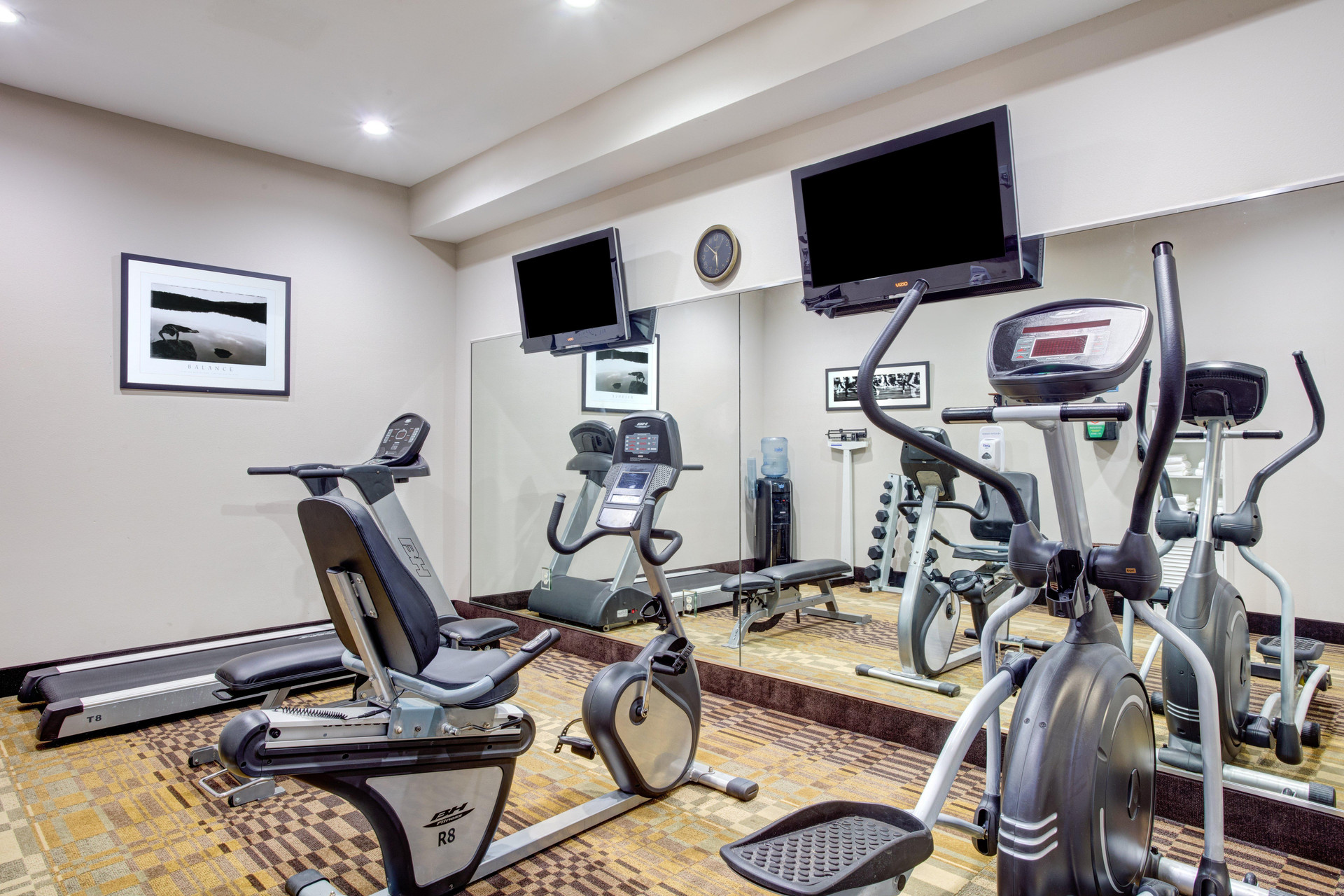 Instalaciones Recreativas Holiday Inn Express & Suites Cut Off - Gallian