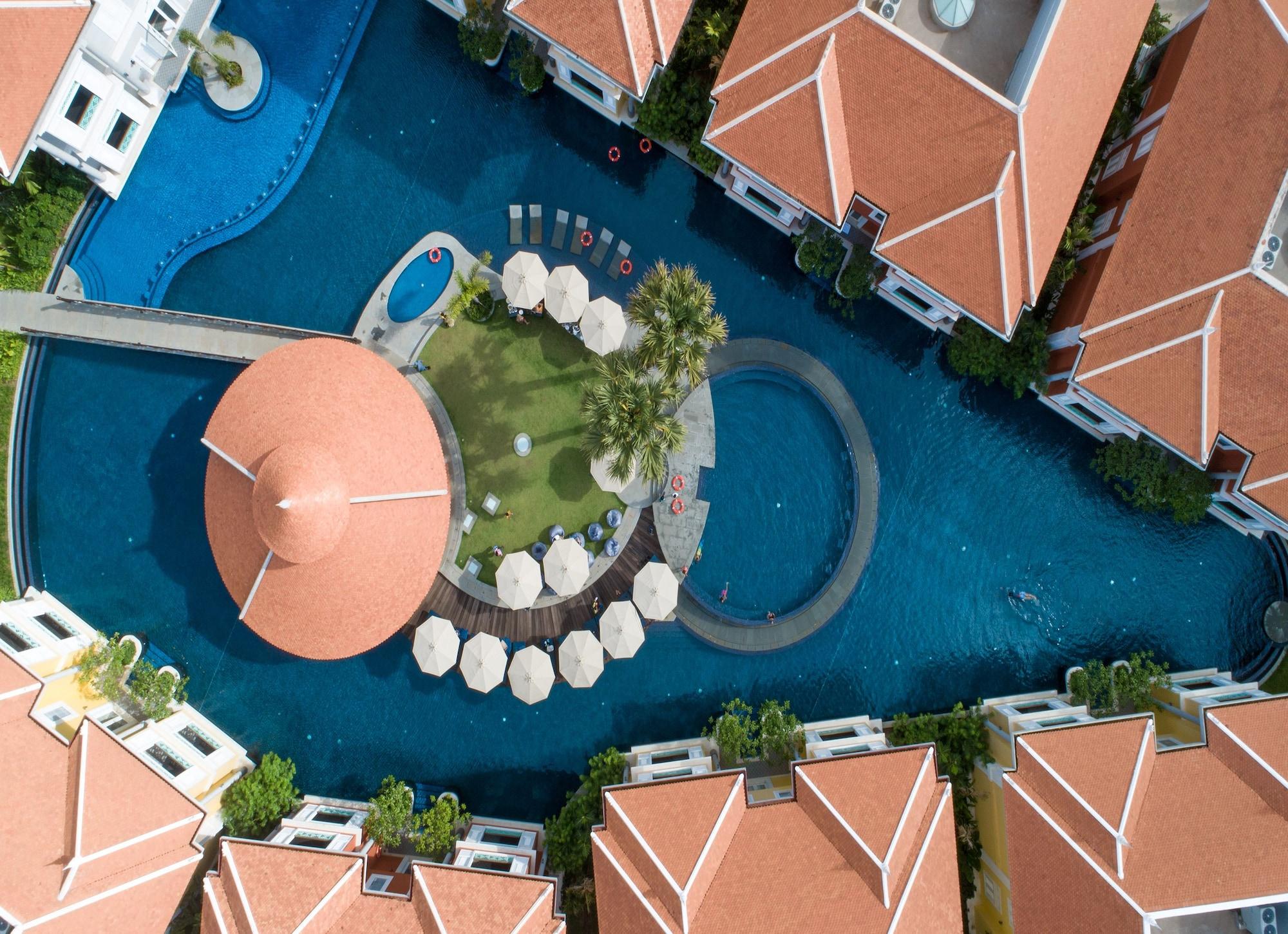 Vista Exterior The Royal Family Suites by Memoire Palace Resort & Spa