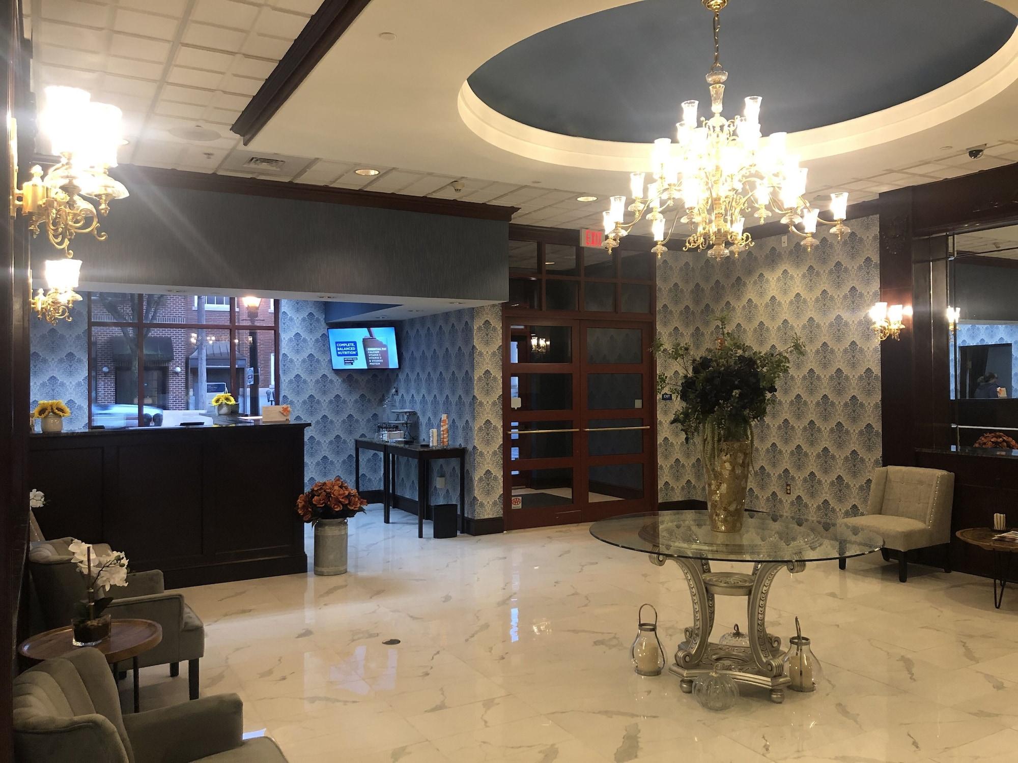 Varios Clarion Hotel & Suites University - Shippensburg