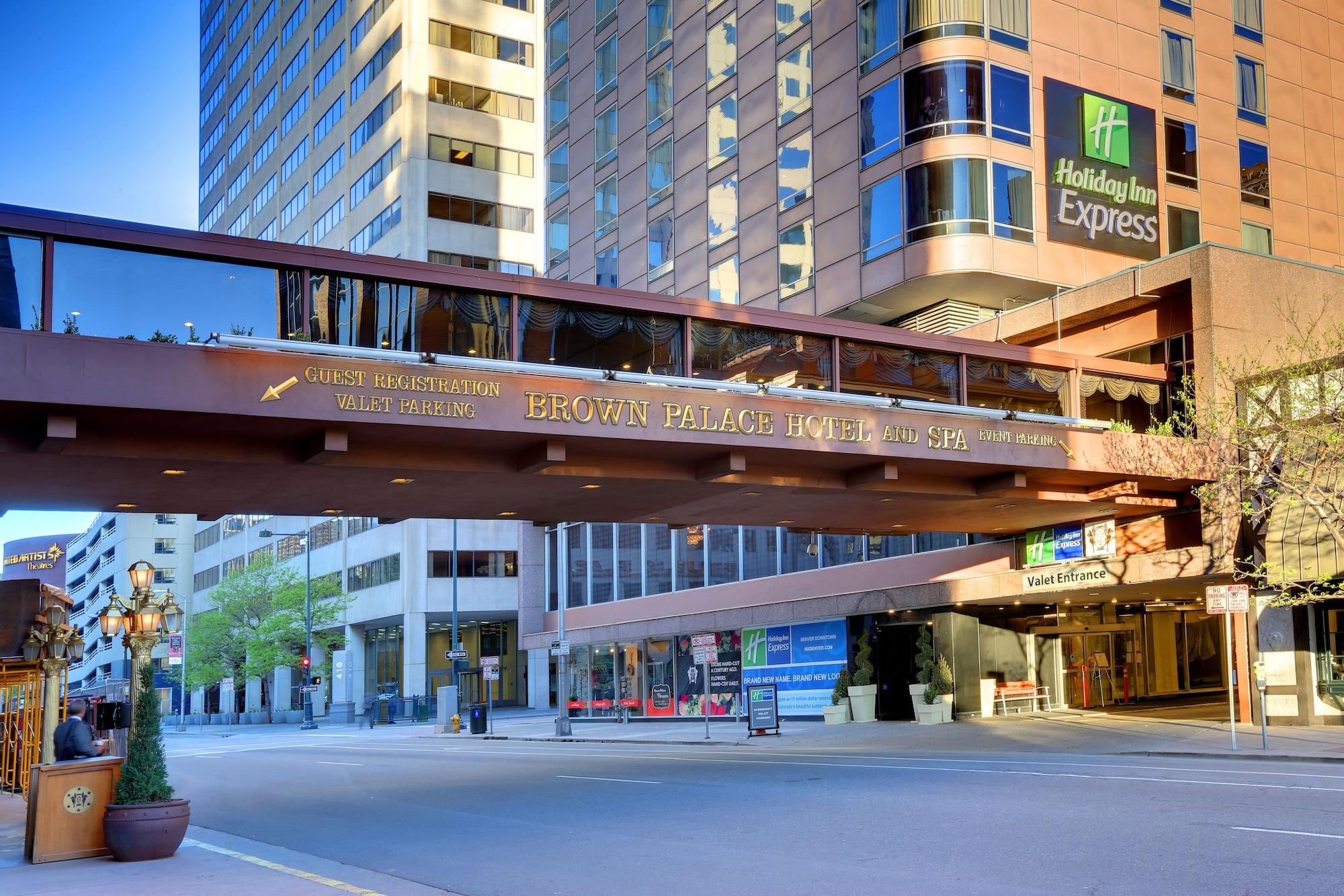 Vista Exterior Holiday Inn Express Denver Downtown by IHG