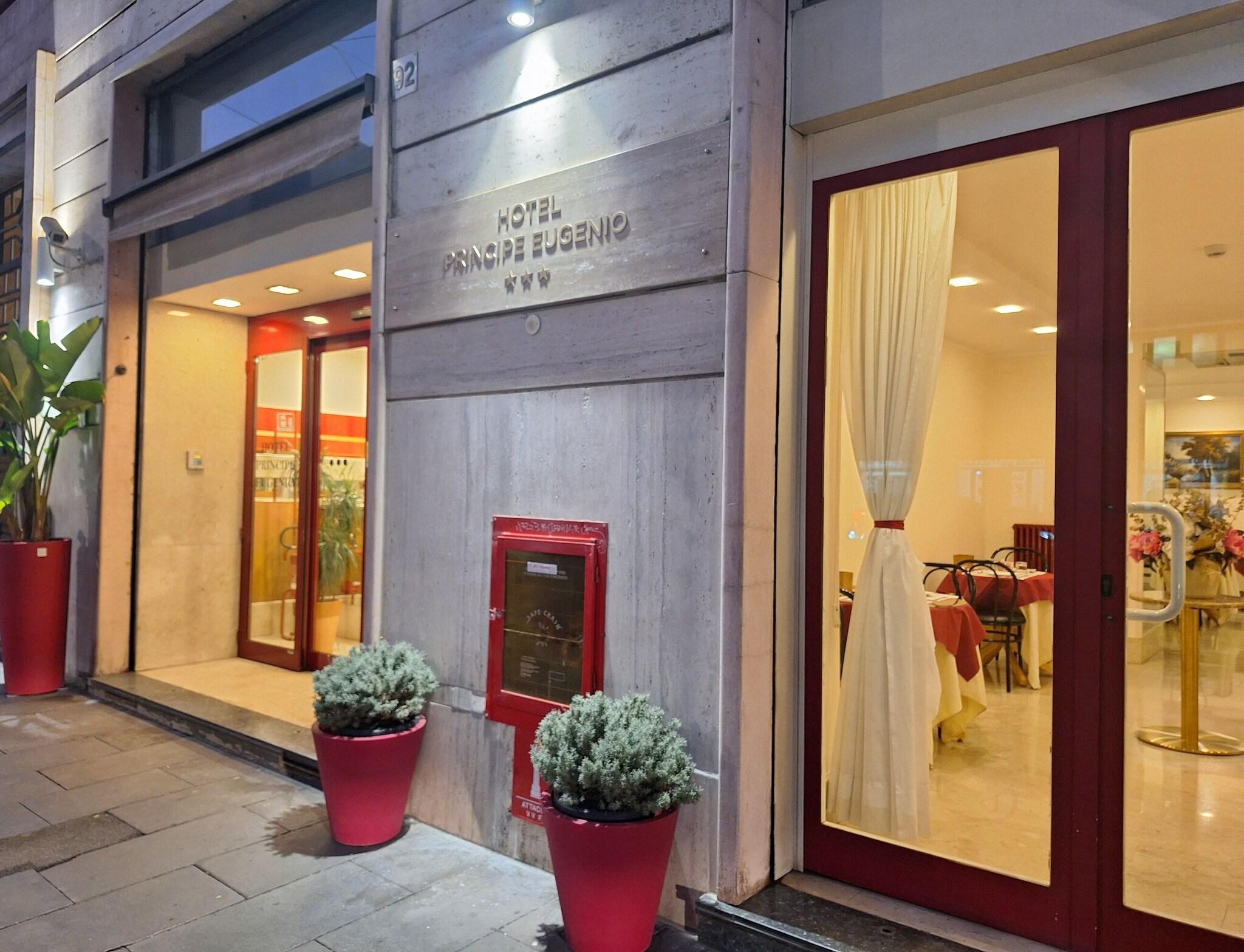 Vista Exterior Hotel Principe Eugenio