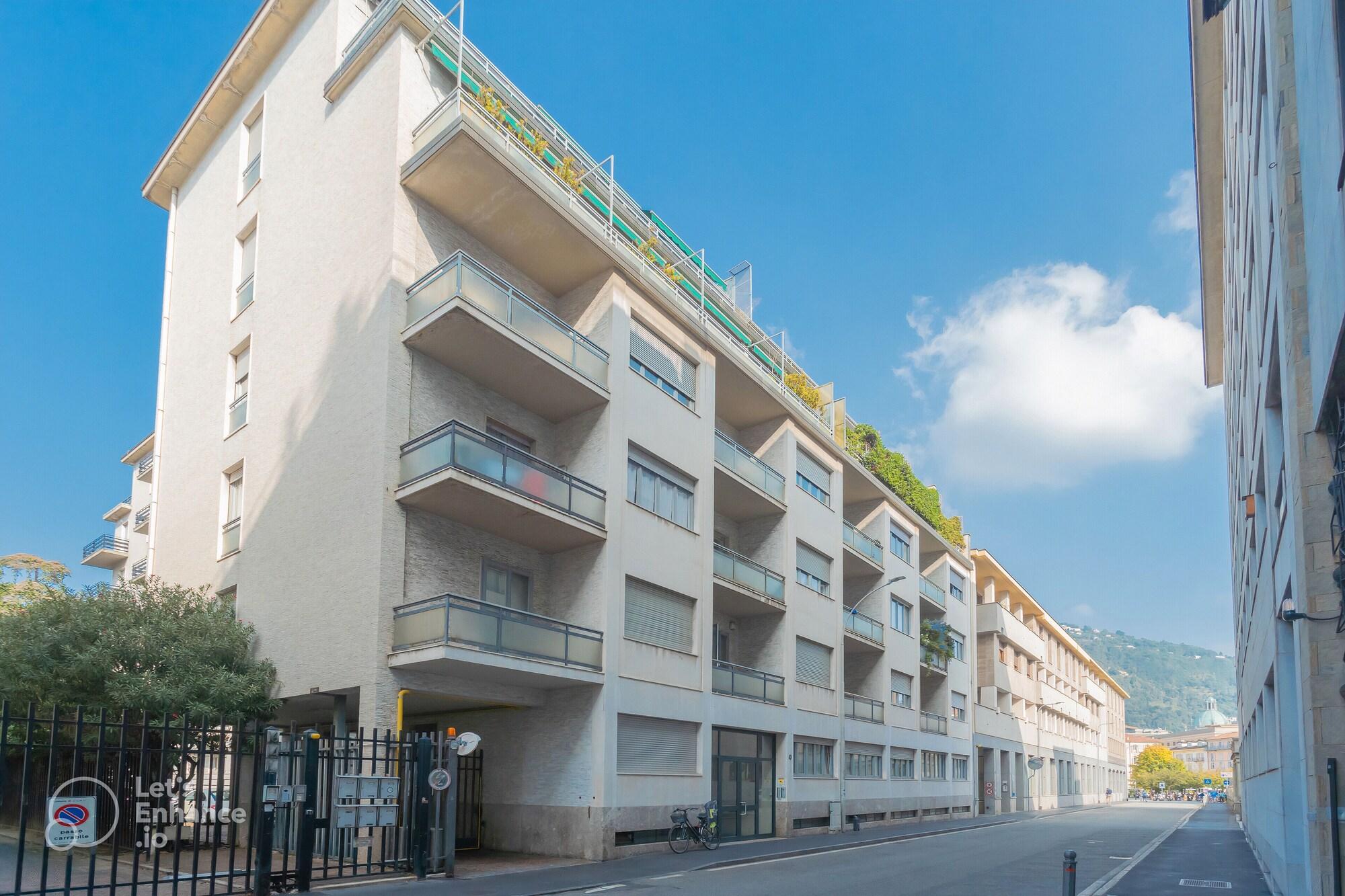 Varios Marcello's Como Lake