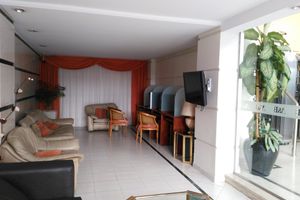 Alojamiento - Hotel AyB Internacional