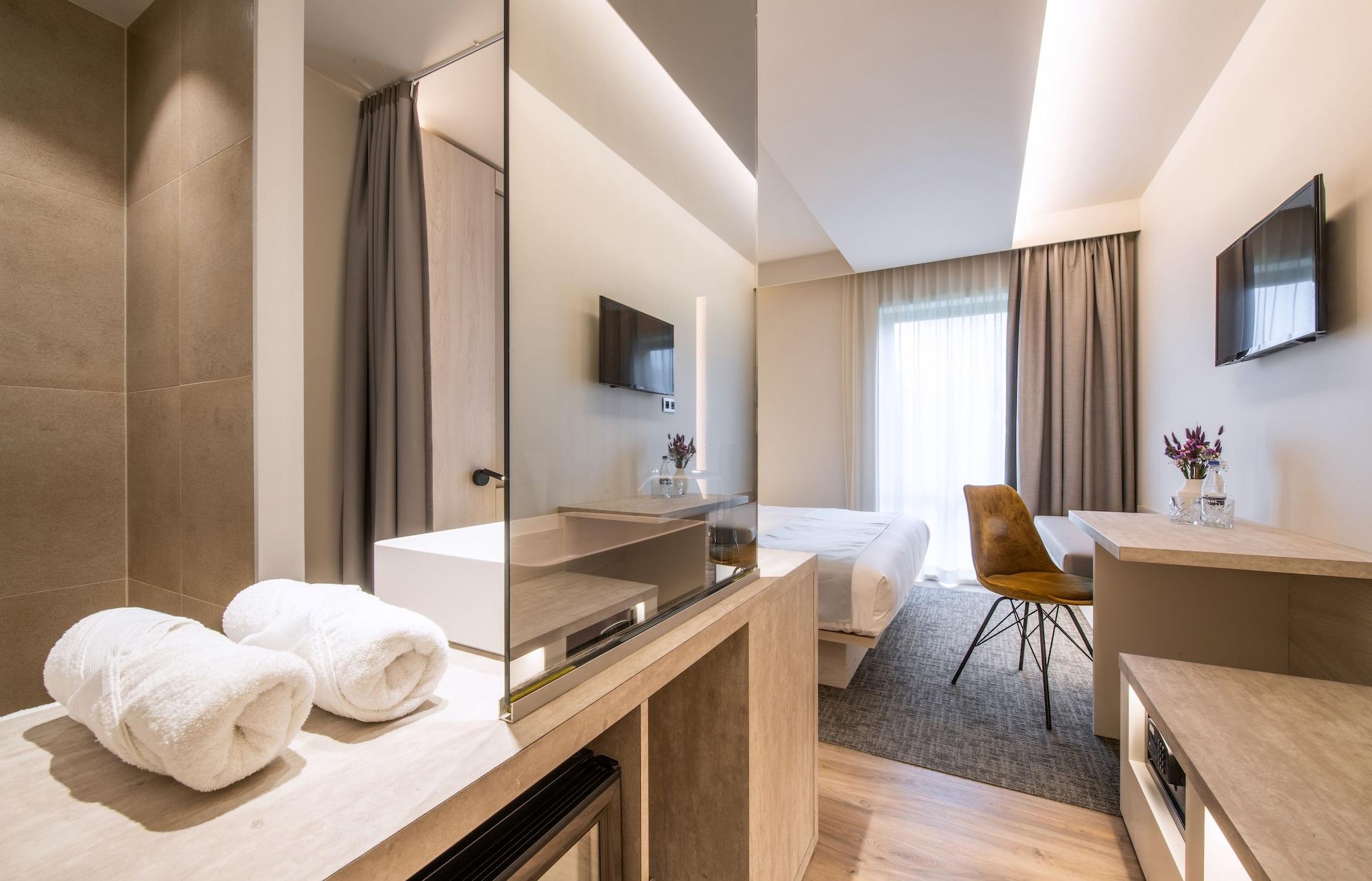 Varios Begijnhof Hotel